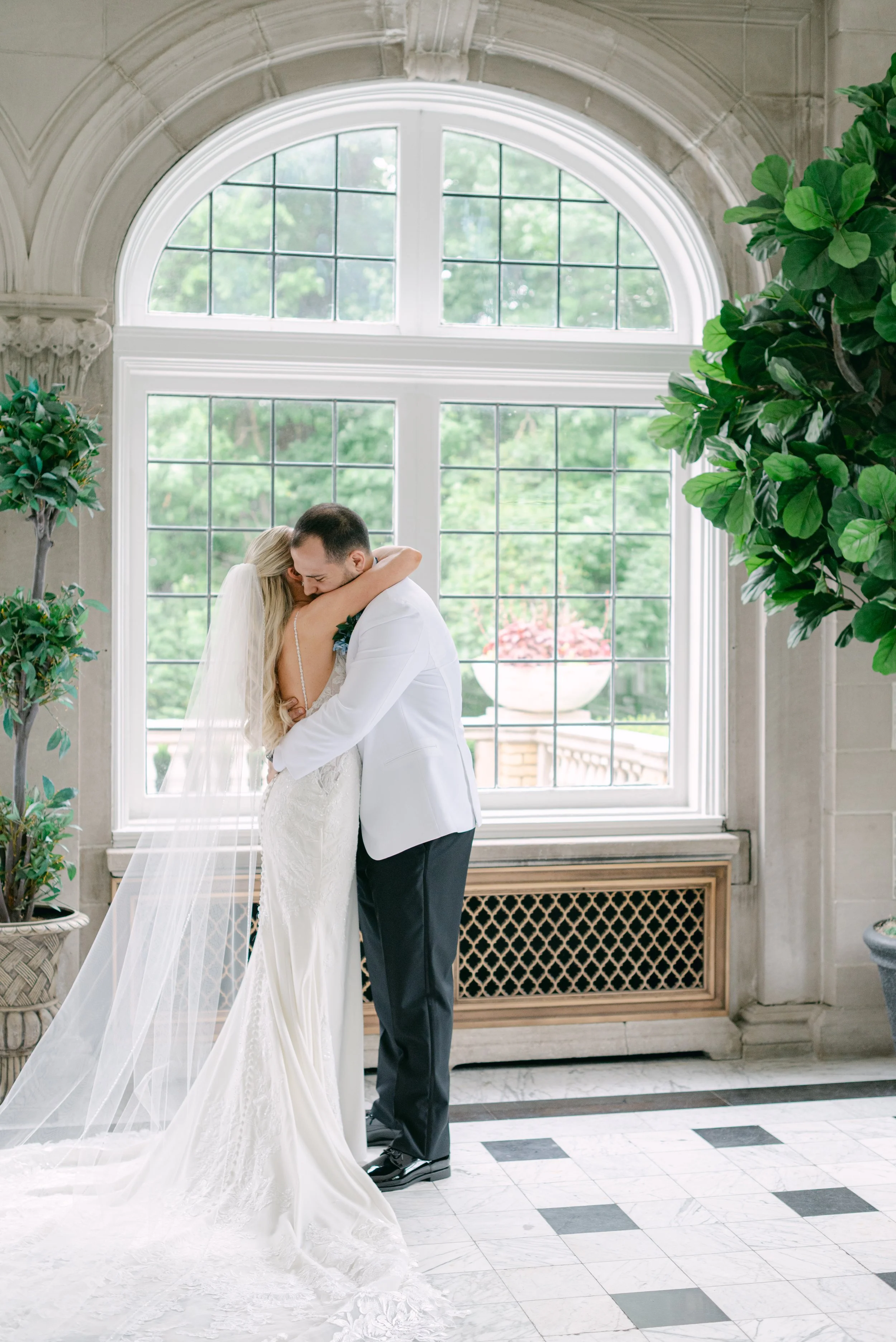 Kristen Bowen Photography, Indianapolis Wedding Photographer, Laurel Hall Wedding, First look