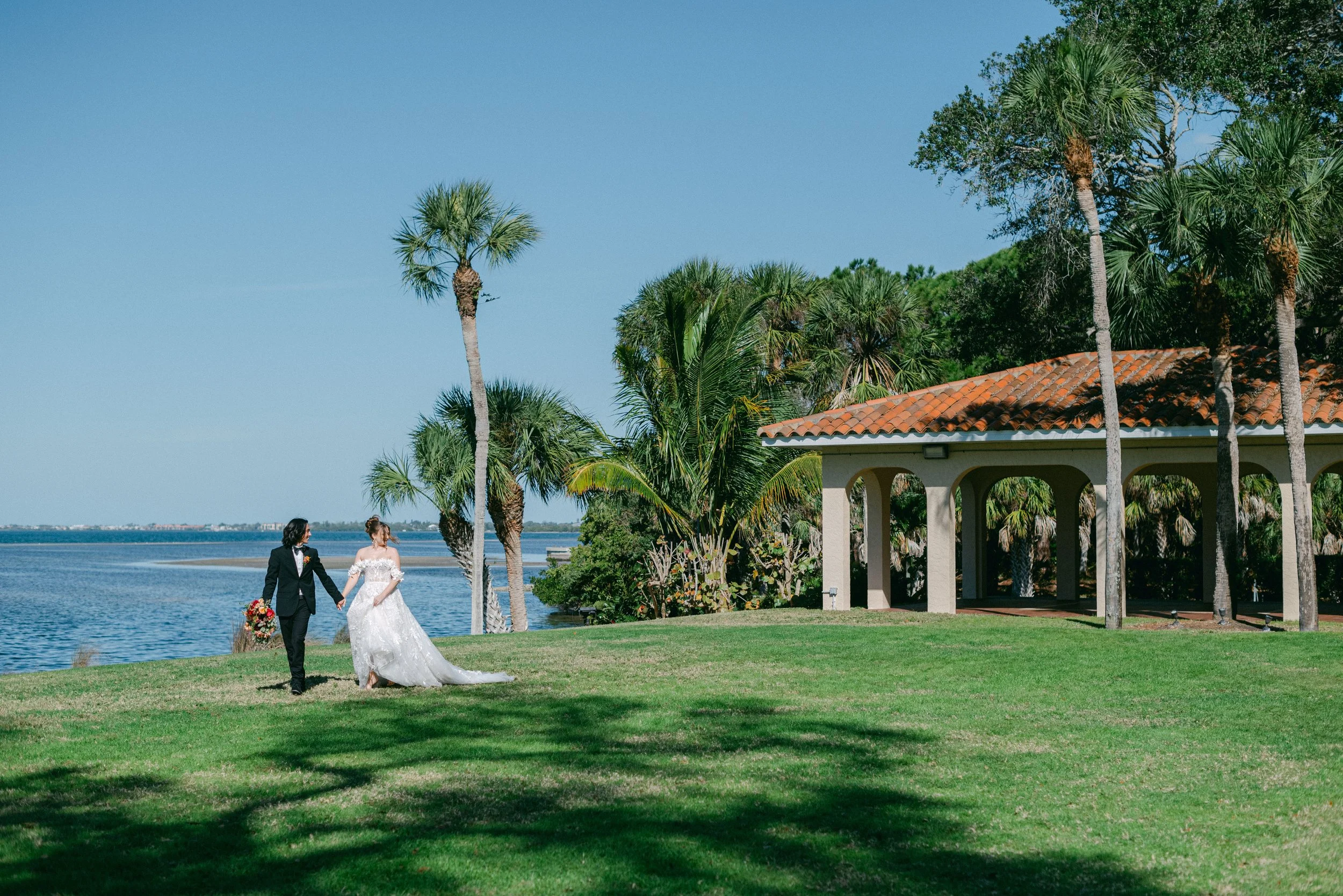A Romantic Powell Crosley Wedding