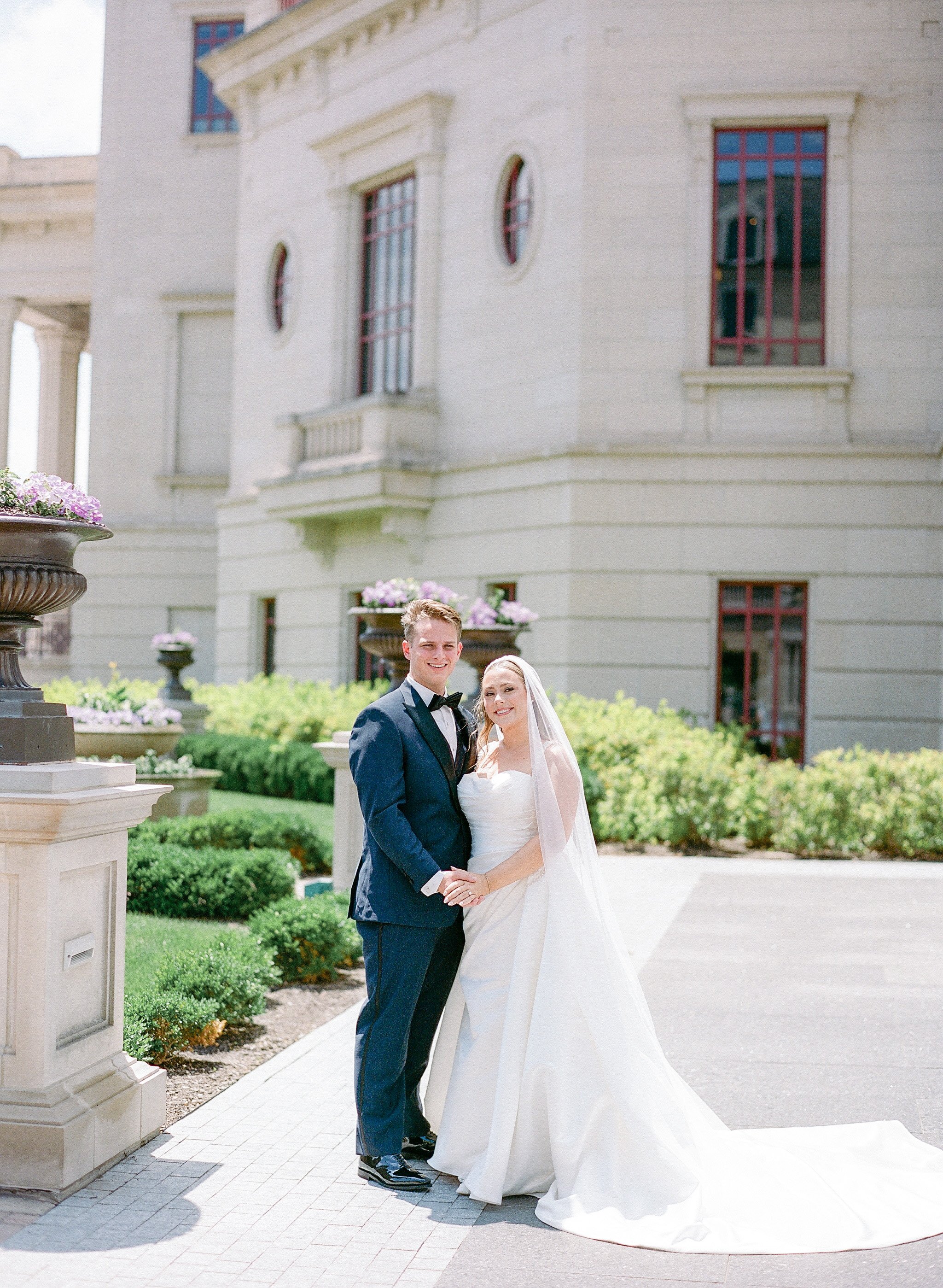 A Romantic Wedding at Hotel Carmichael:  Alexandra and Grant
