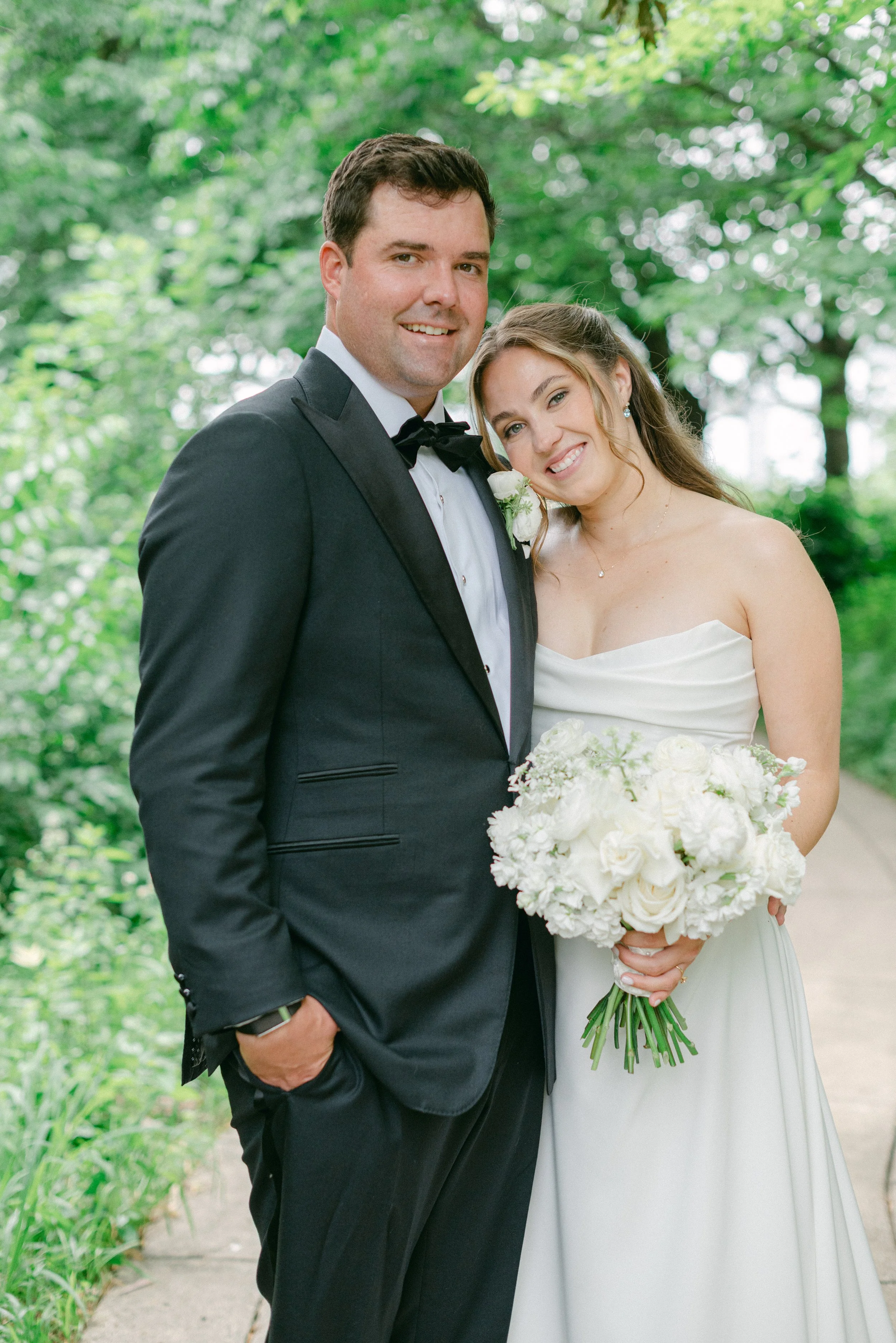 A Modern Indianapolis Wedding: Kelly and Tyler