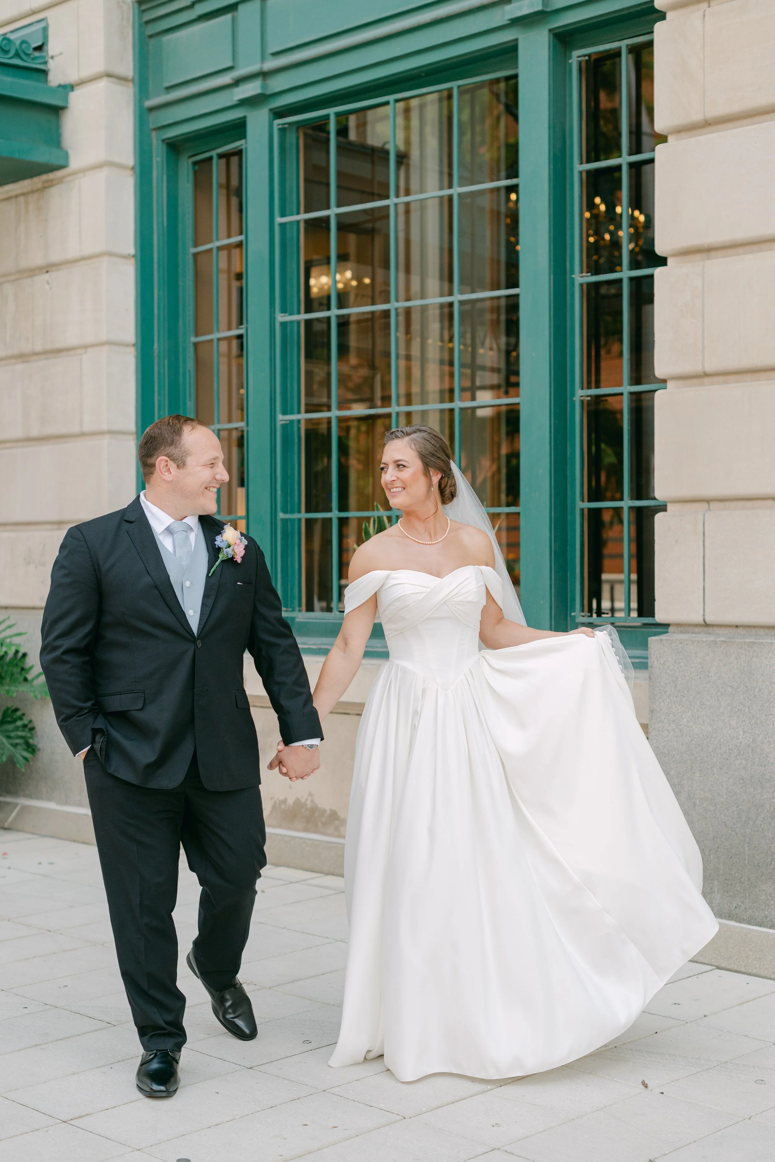 A Romantic Indianapolis Wedding at Historic Union Station: Ashley and Jake