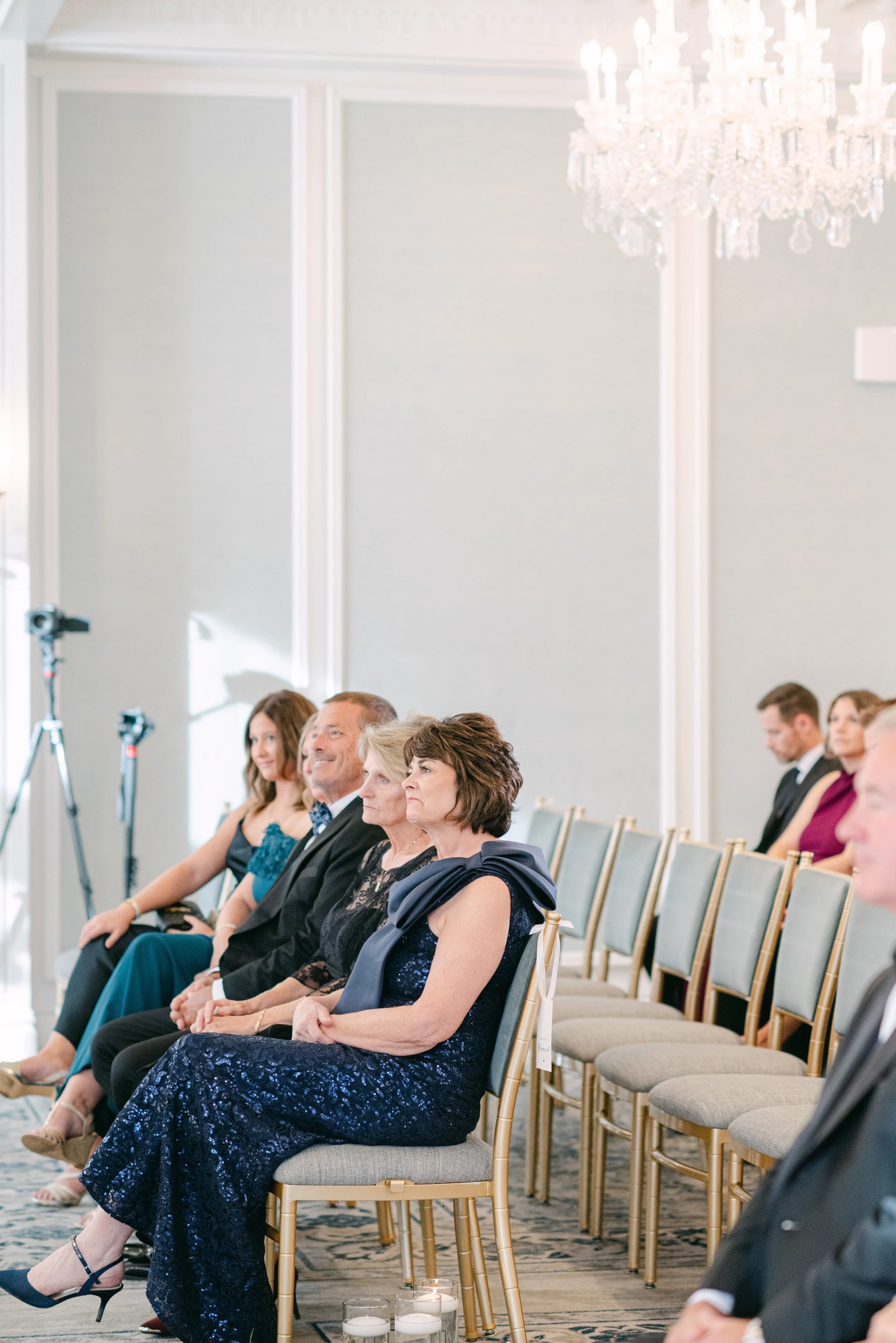 Kristen Bowen Photography, Indianapolis Wedding Photographer, Hotel Carmichael Wedding, wedding ceremony