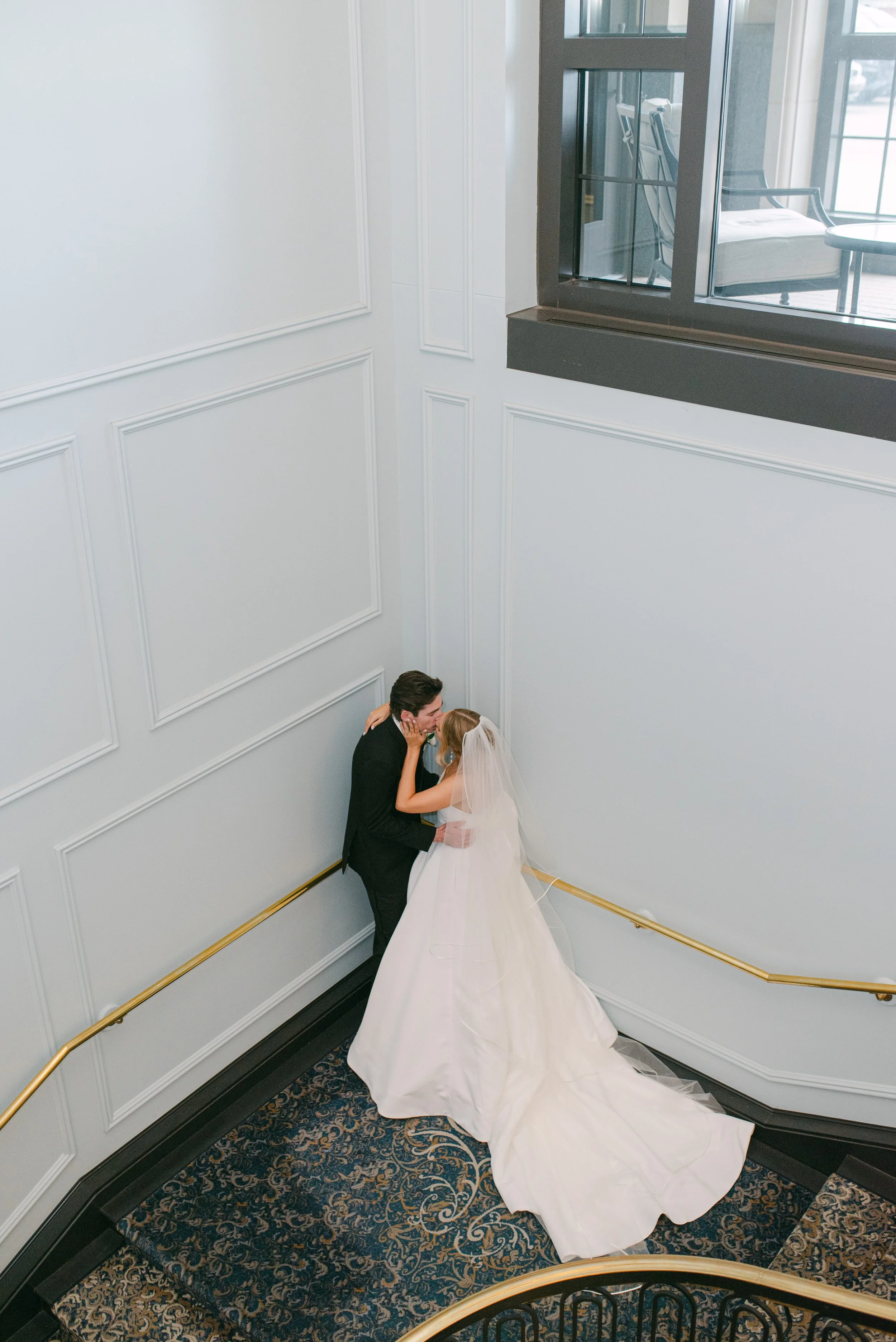 Kristen Bowen Photography, Indianapolis Wedding Photographer, Hotel Carmichael Wedding, Bride and groom portraits
