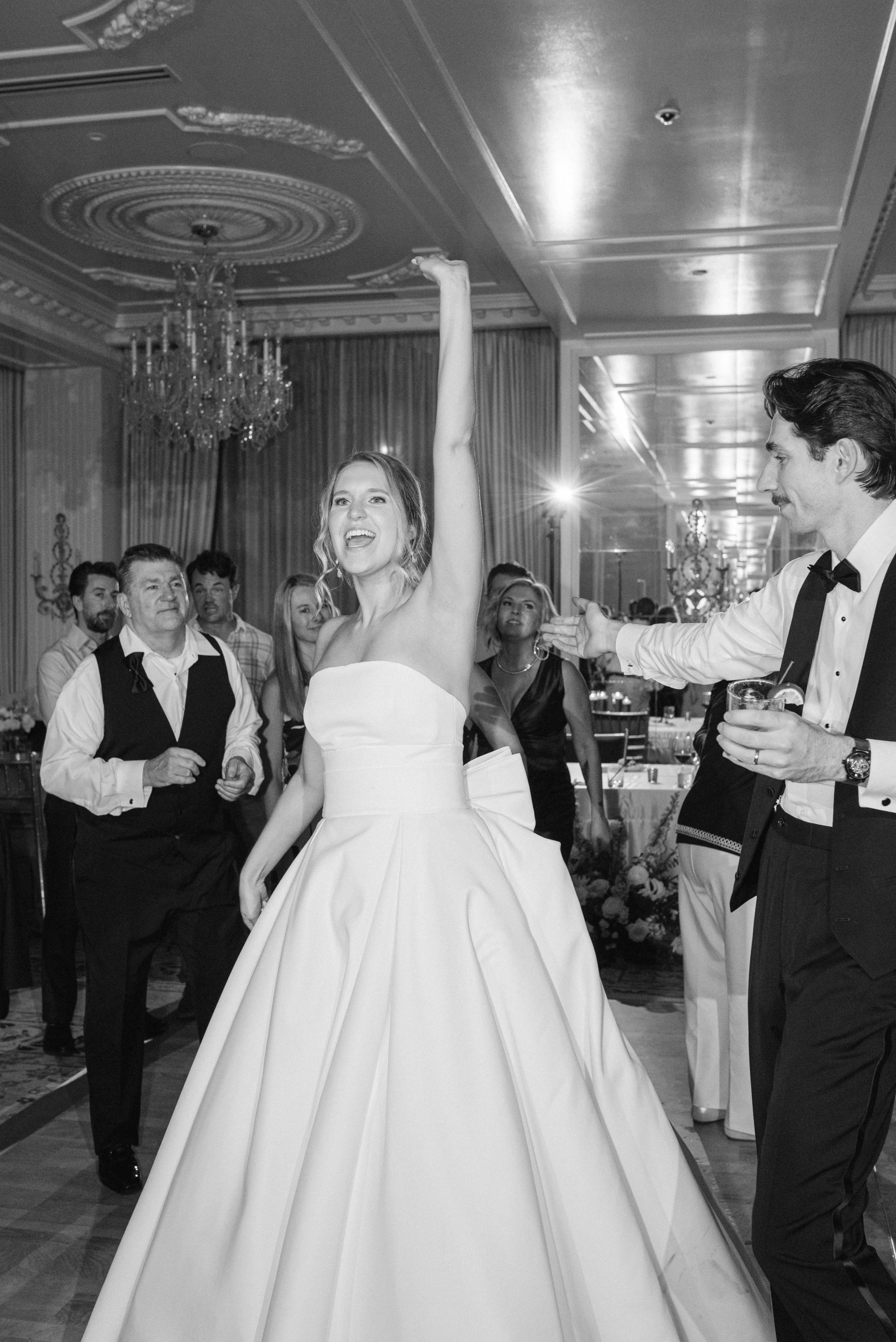 Kristen Bowen Photography, Indianapolis Wedding Photographer, Hotel Carmichael Wedding, wedding reception