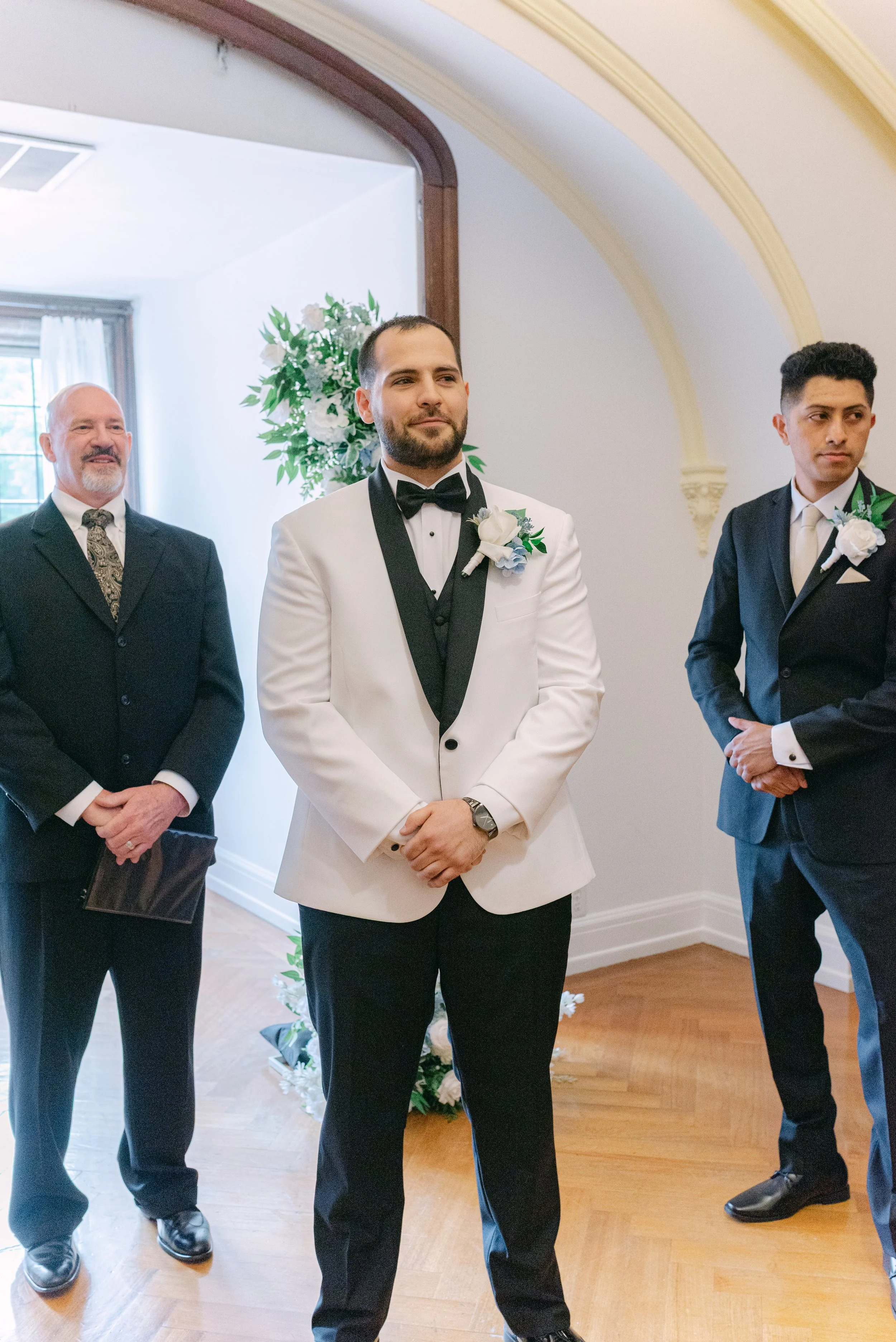 Kristen Bowen Photography, Indianapolis Wedding Photographer, Laurel Hall Wedding, Wedding ceremony