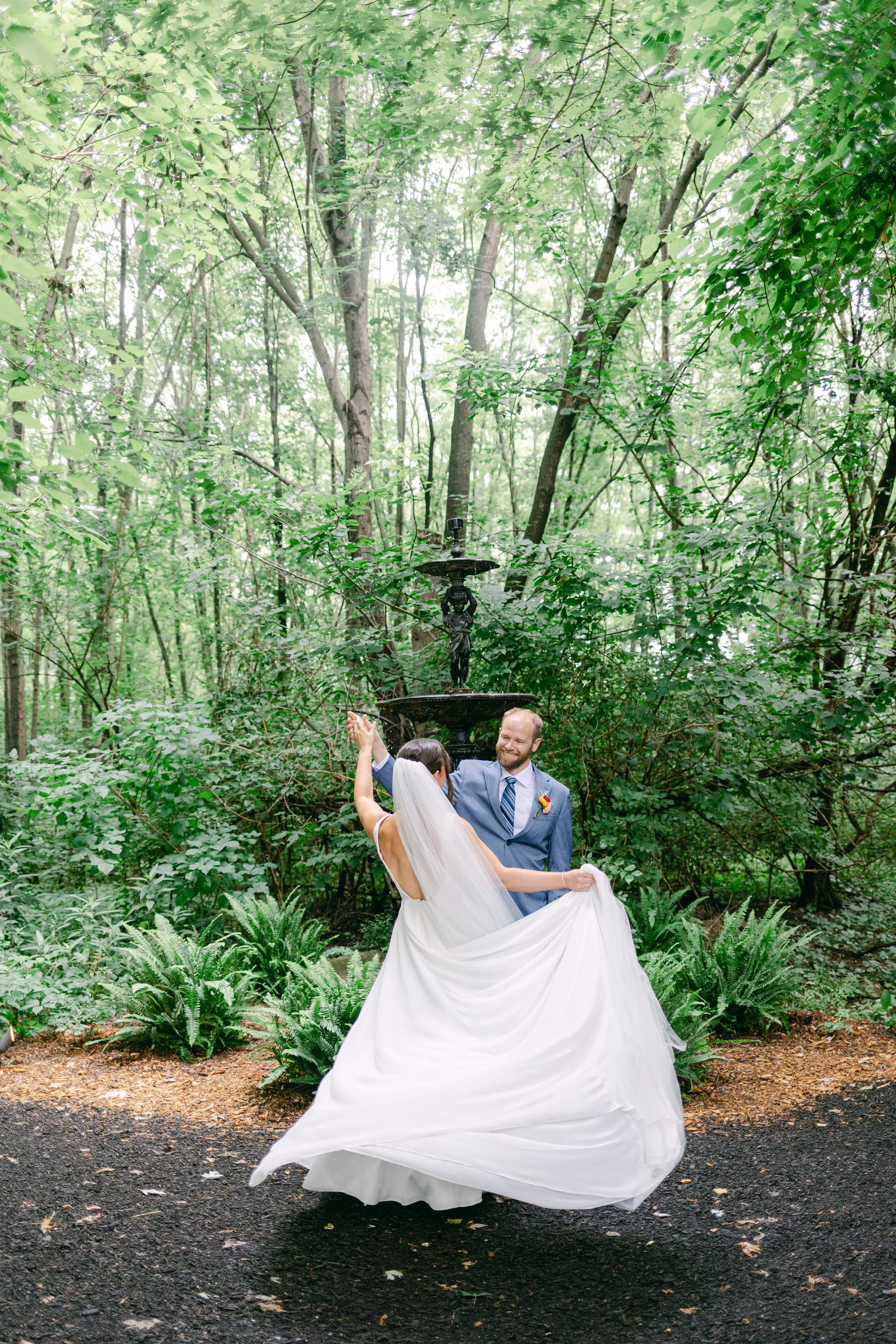 Kristen Bowen Photography, Indianapolis Wedding Photographer, Artisan Acres Wedding, Bride and groom portraits