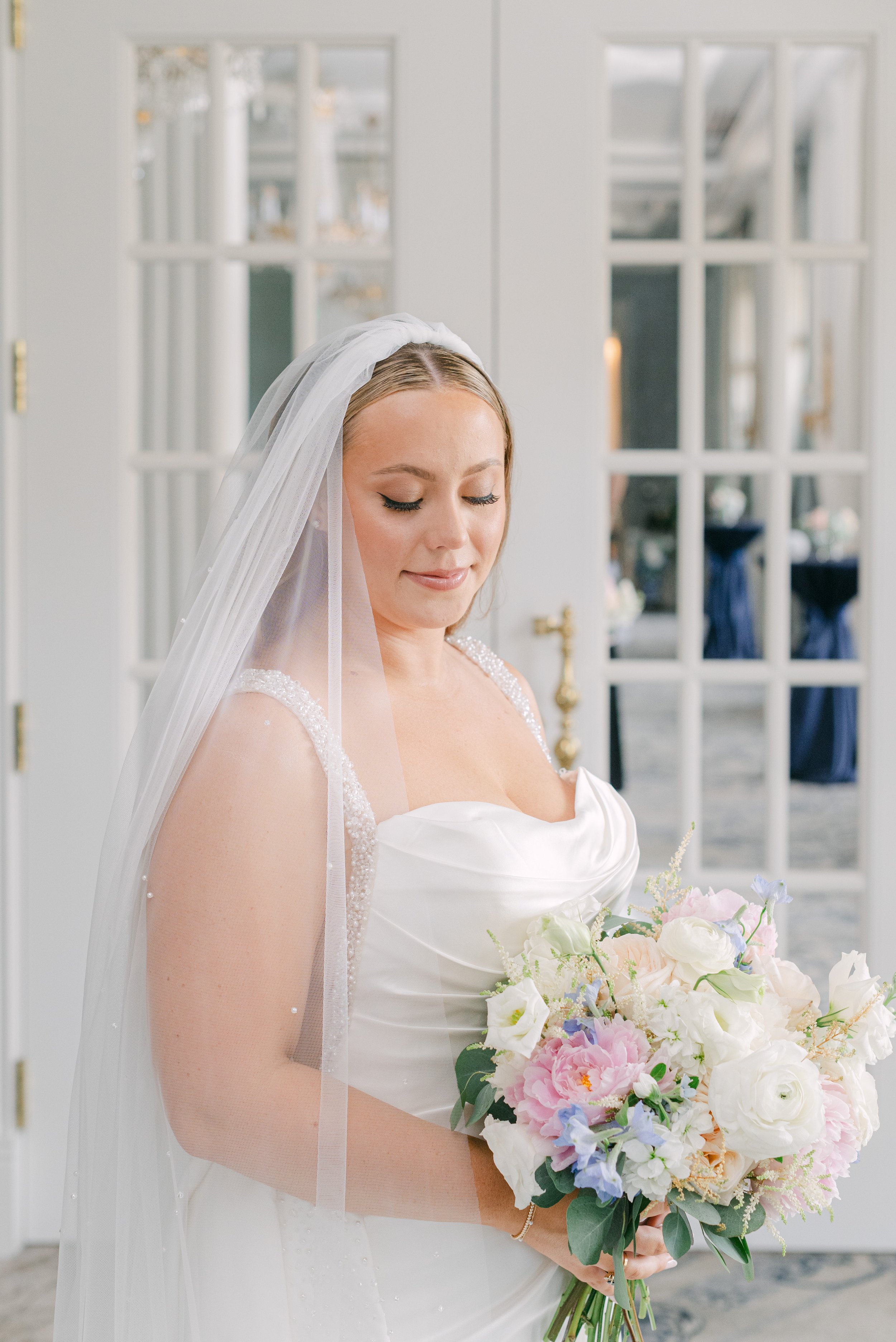 Kristen Bowen Photography, Indianapolis Wedding Photographer, Hotel Carmichael Wedding, Bridal portraits