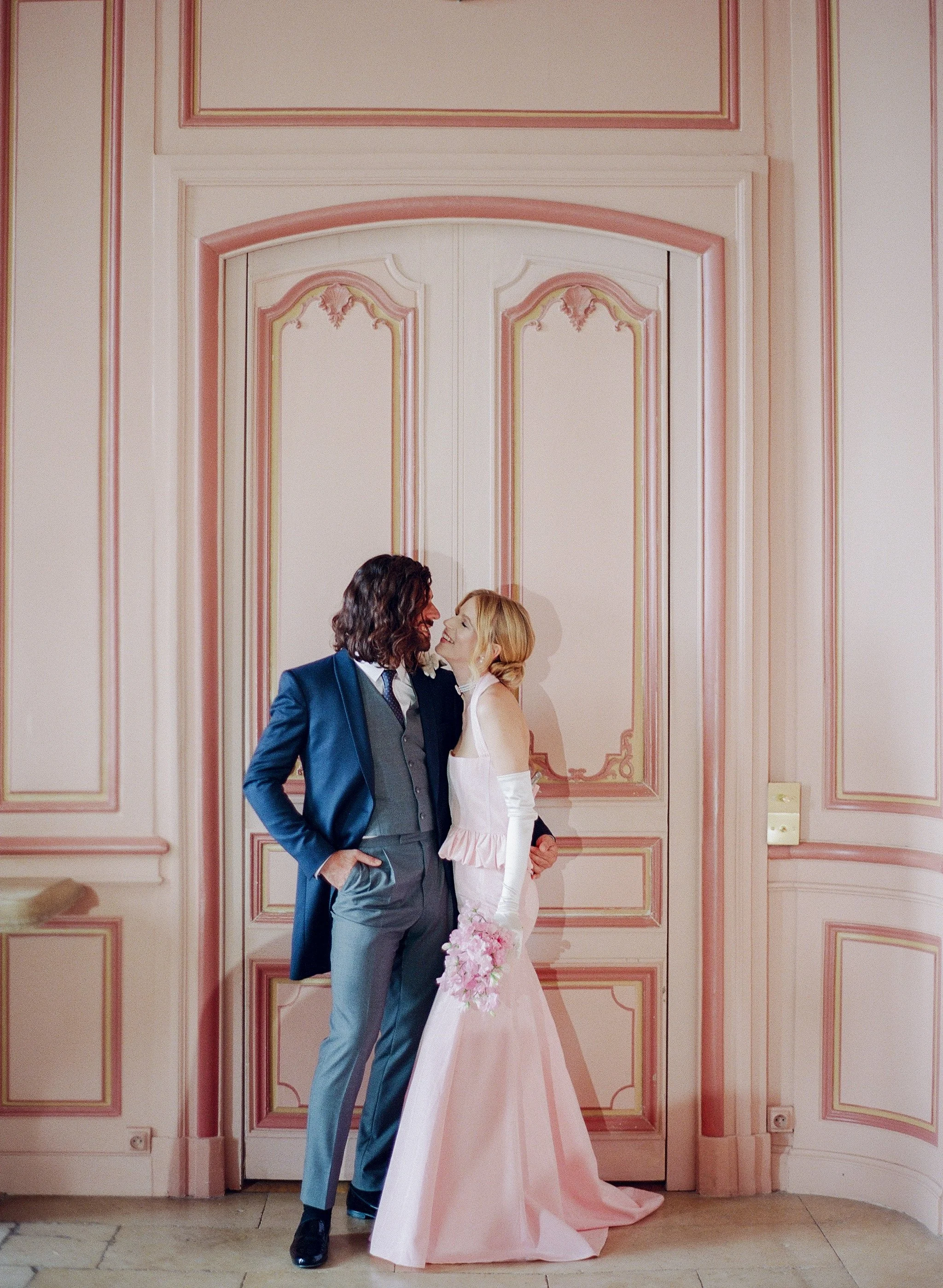 Kristen Bowen Photography, Destination Wedding Photographer,  Chateau Du Grand-Luce Wedding, Welcome Dinner