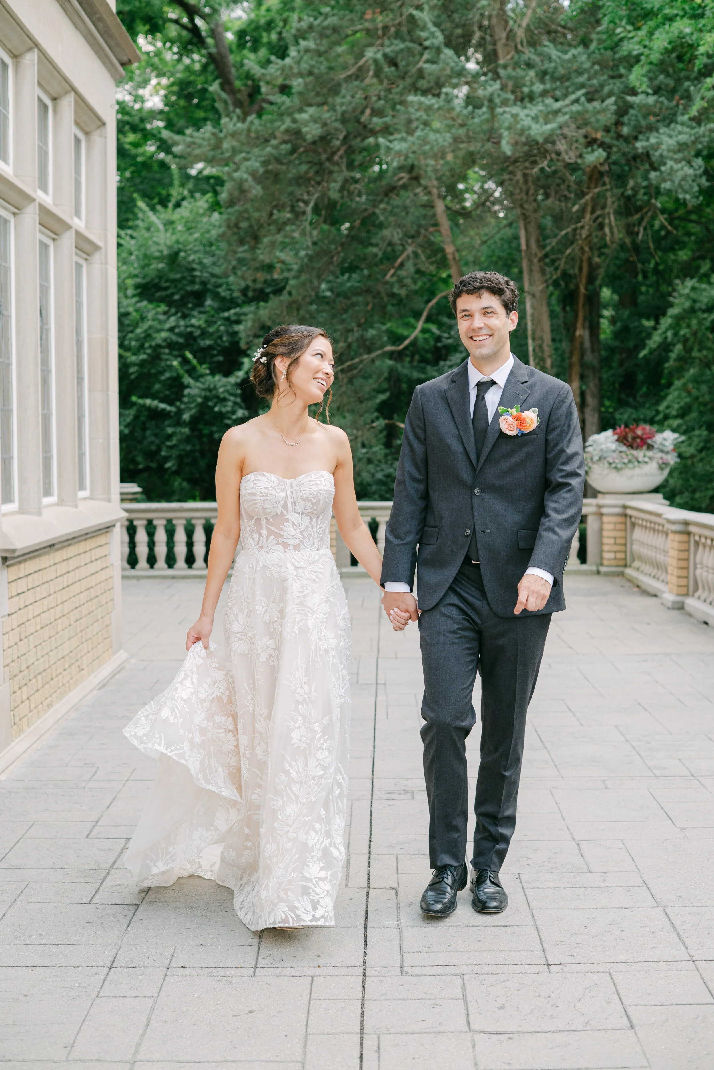 Kristen Bowen Photography, Indianapolis Wedding Photographer, Laurel Hall Wedding, Bride and groom portraits