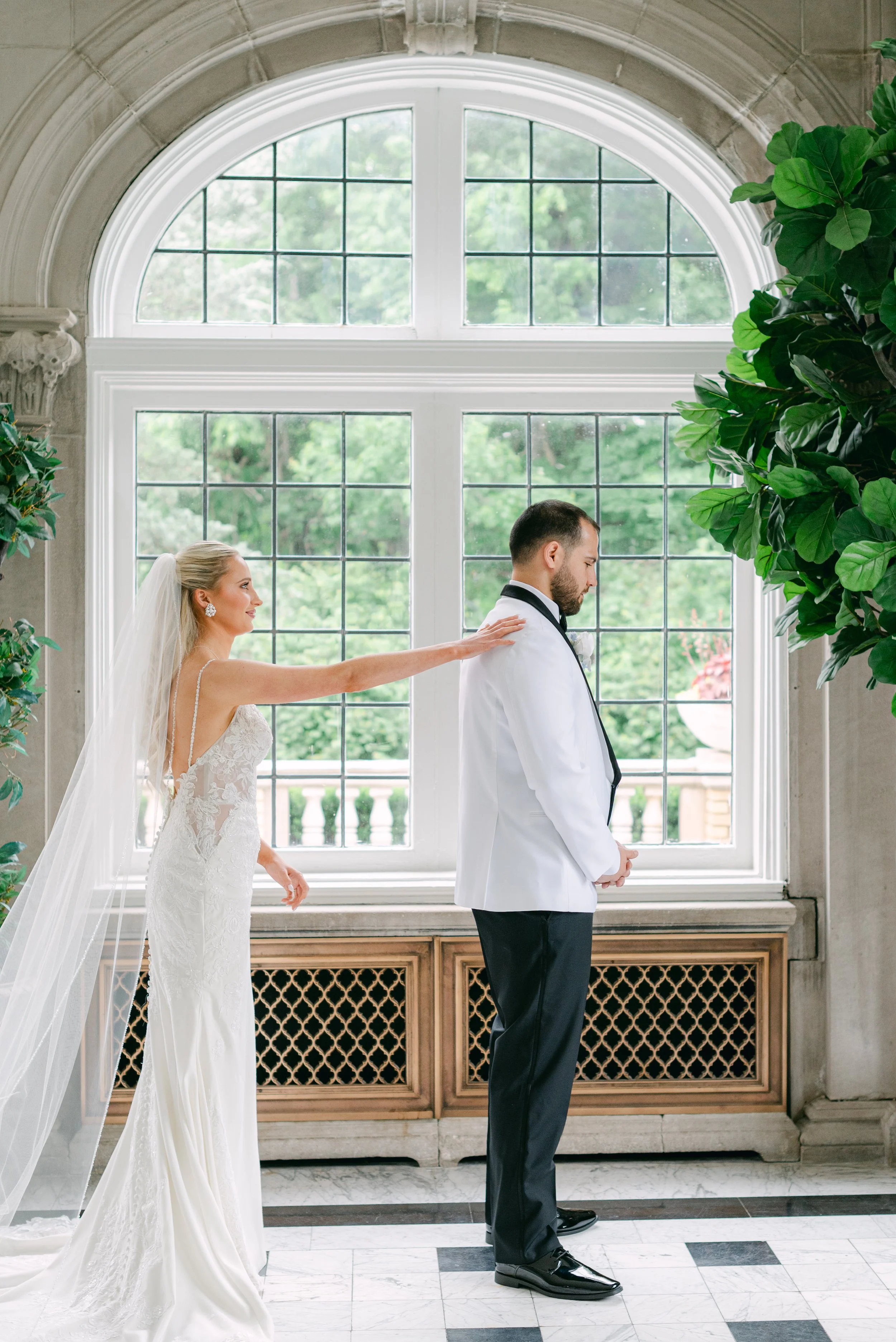 Kristen Bowen Photography, Indianapolis Wedding Photographer, Laurel Hall Wedding, First look