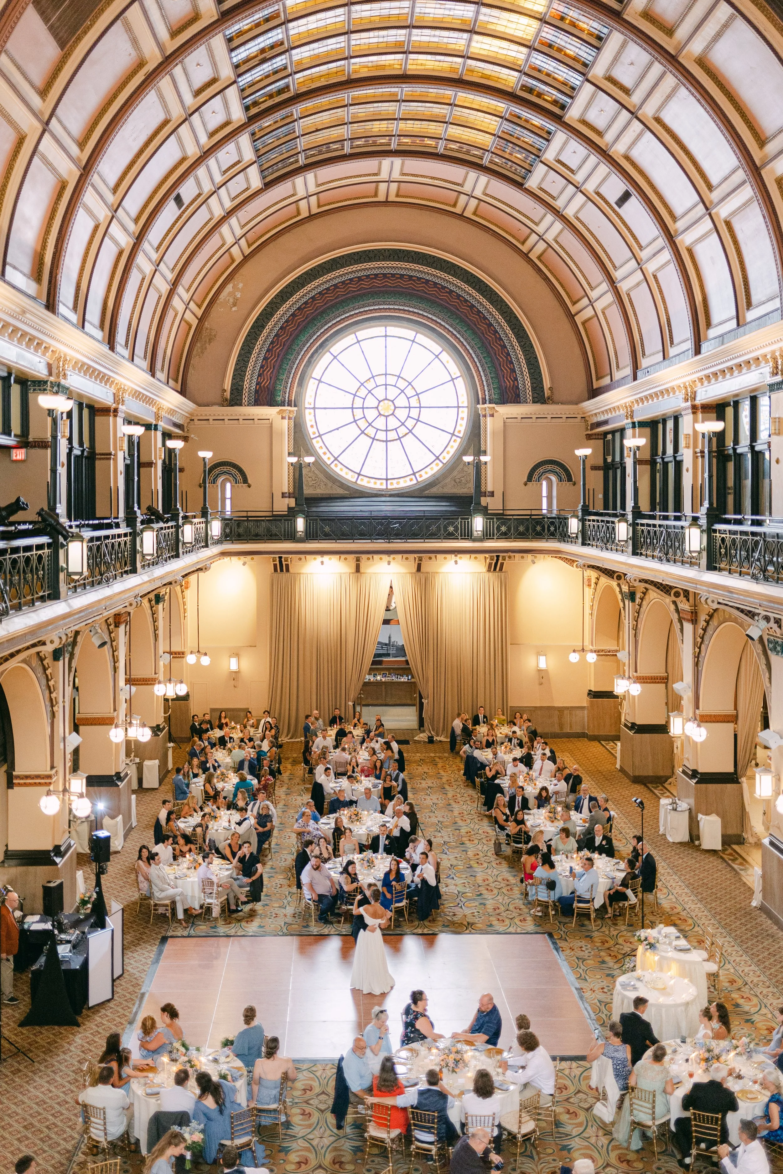 Kristen Bowen Photography, Indianapolis Wedding Photographer, Union Station Wedding, Wedding Reception,