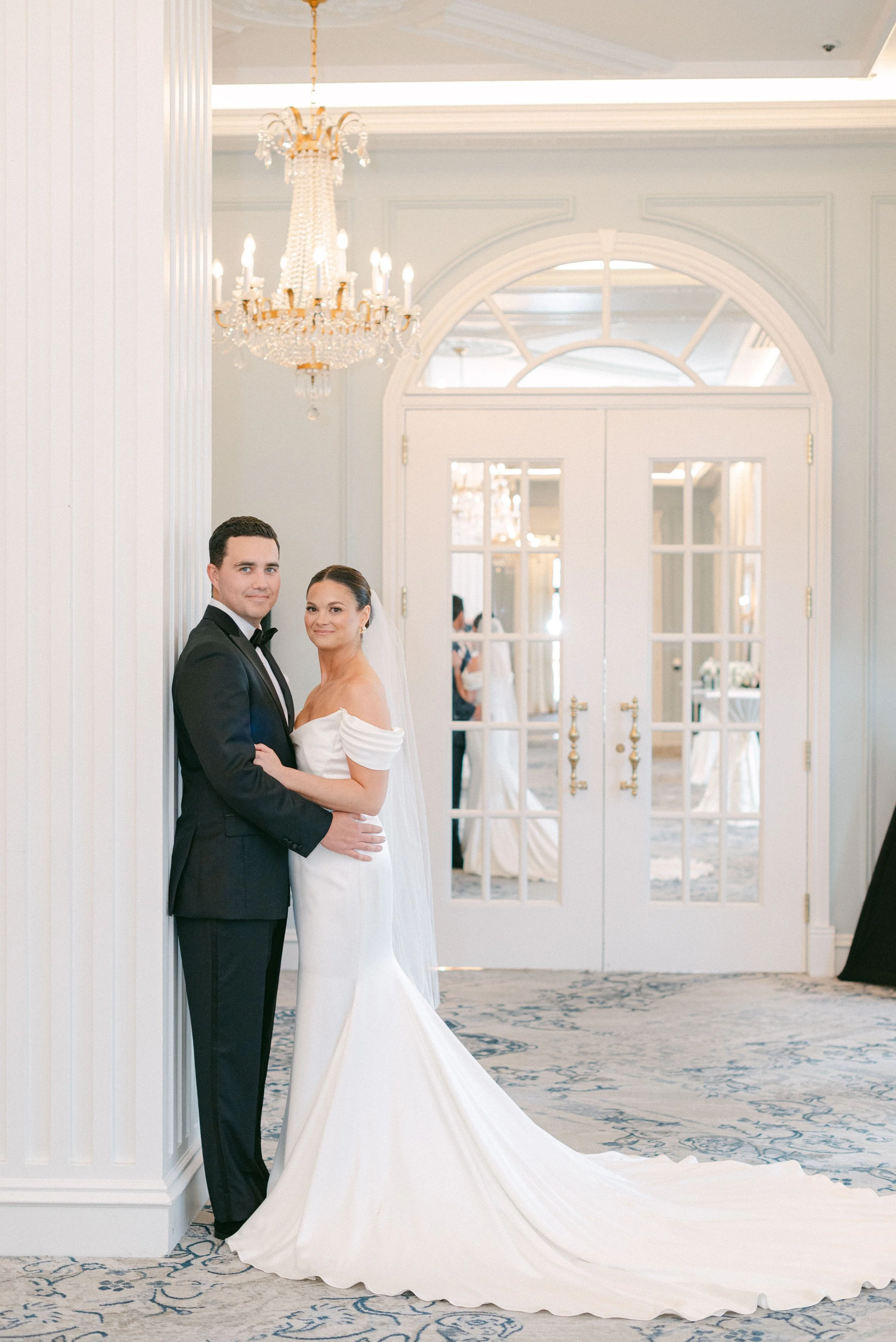Kristen Bowen Photography, Indianapolis Wedding Photographer, Hotel Carmichael Wedding, Bride and groom portraits