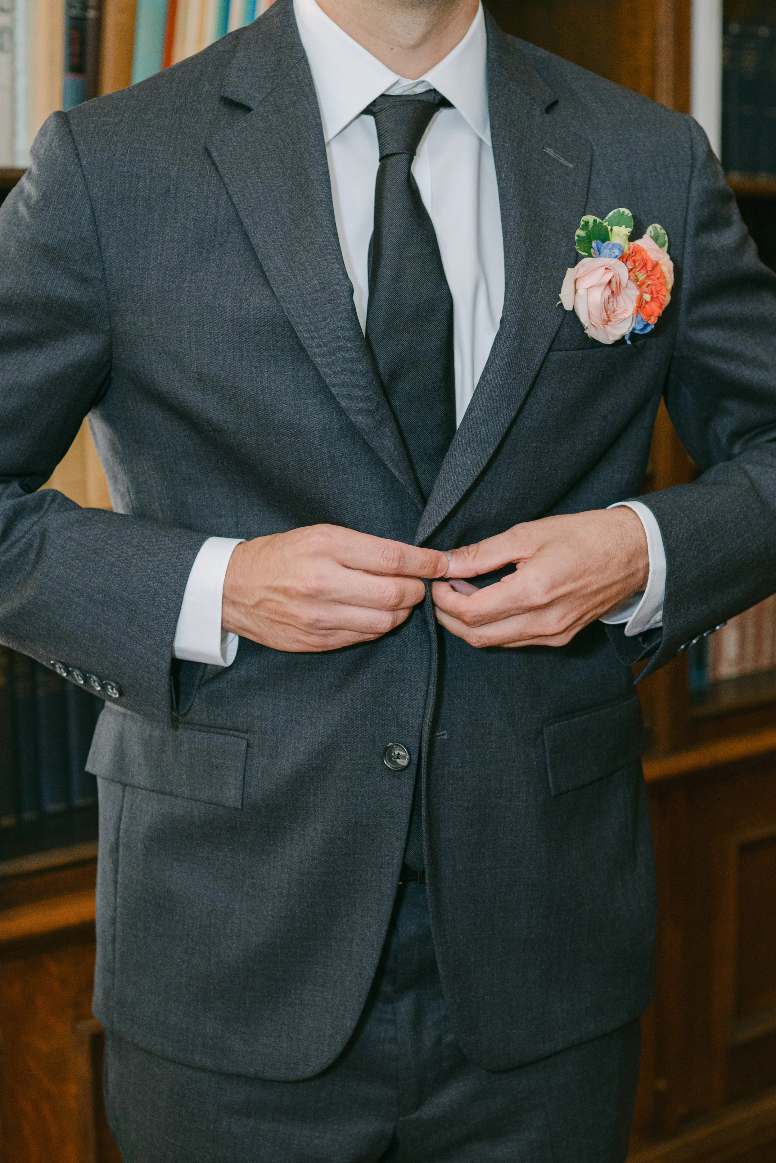 Kristen Bowen Photography, Indianapolis Wedding Photographer, Laurel Hall Wedding, Groom getting ready