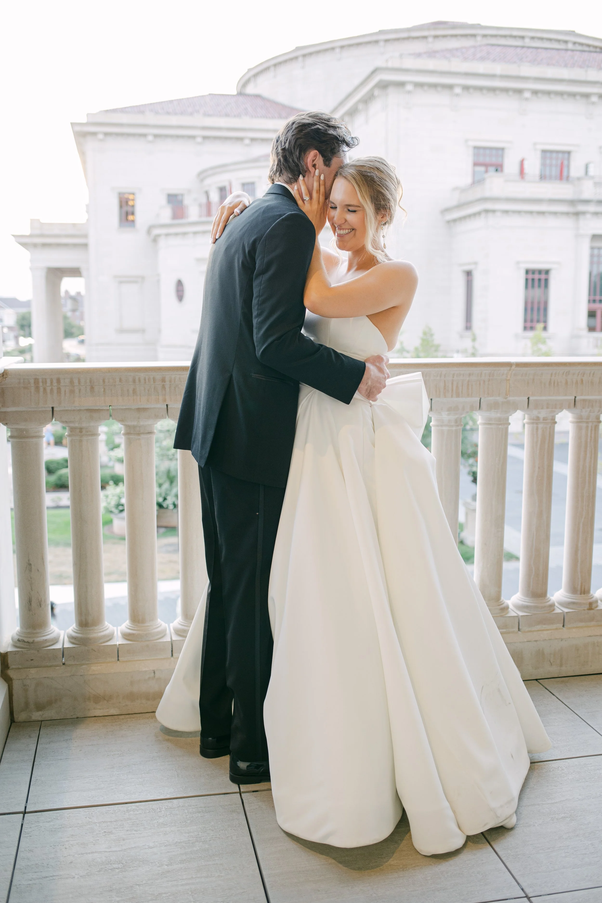 Kristen Bowen Photography, Indianapolis Wedding Photographer, Hotel Carmichael Wedding, Bride and groom sunset portraits