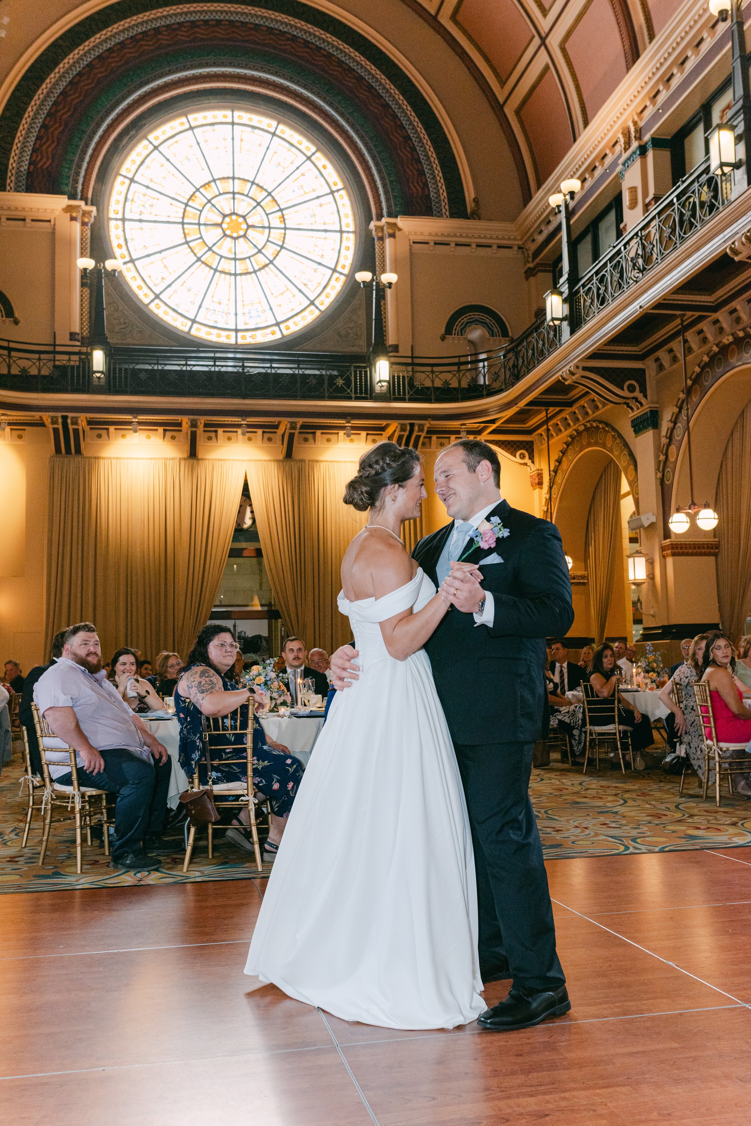 Kristen Bowen Photography, Indianapolis Wedding Photographer, Union Station Wedding, Wedding Reception, First Dance
