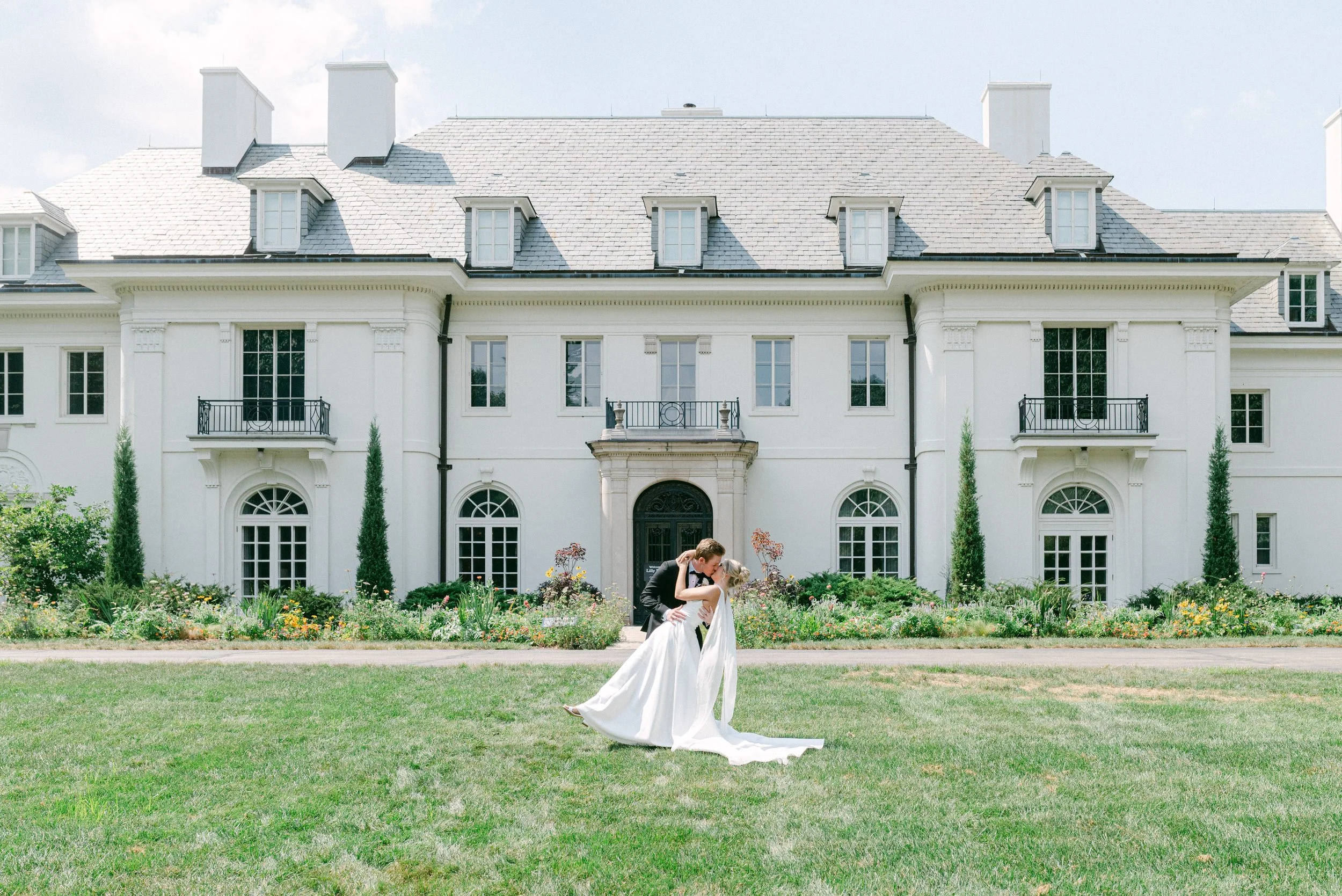 Kristen Bowen Photography, Indianapolis Wedding Photographer, Newfields Wedding