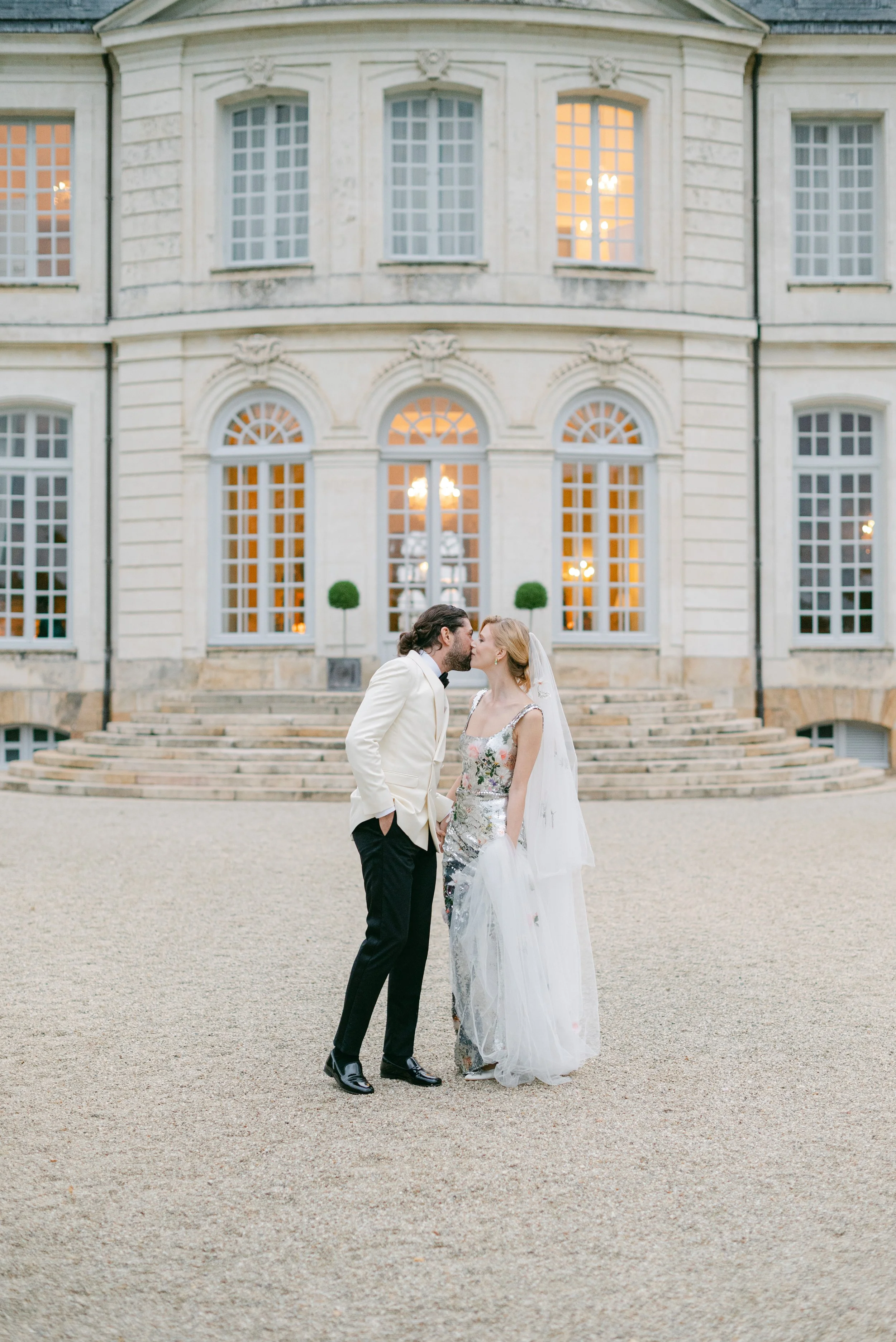 Kristen Bowen Photography, Destination Wedding Photographer, Chateau Du Grand-Luce Wedding, Destination Wedding