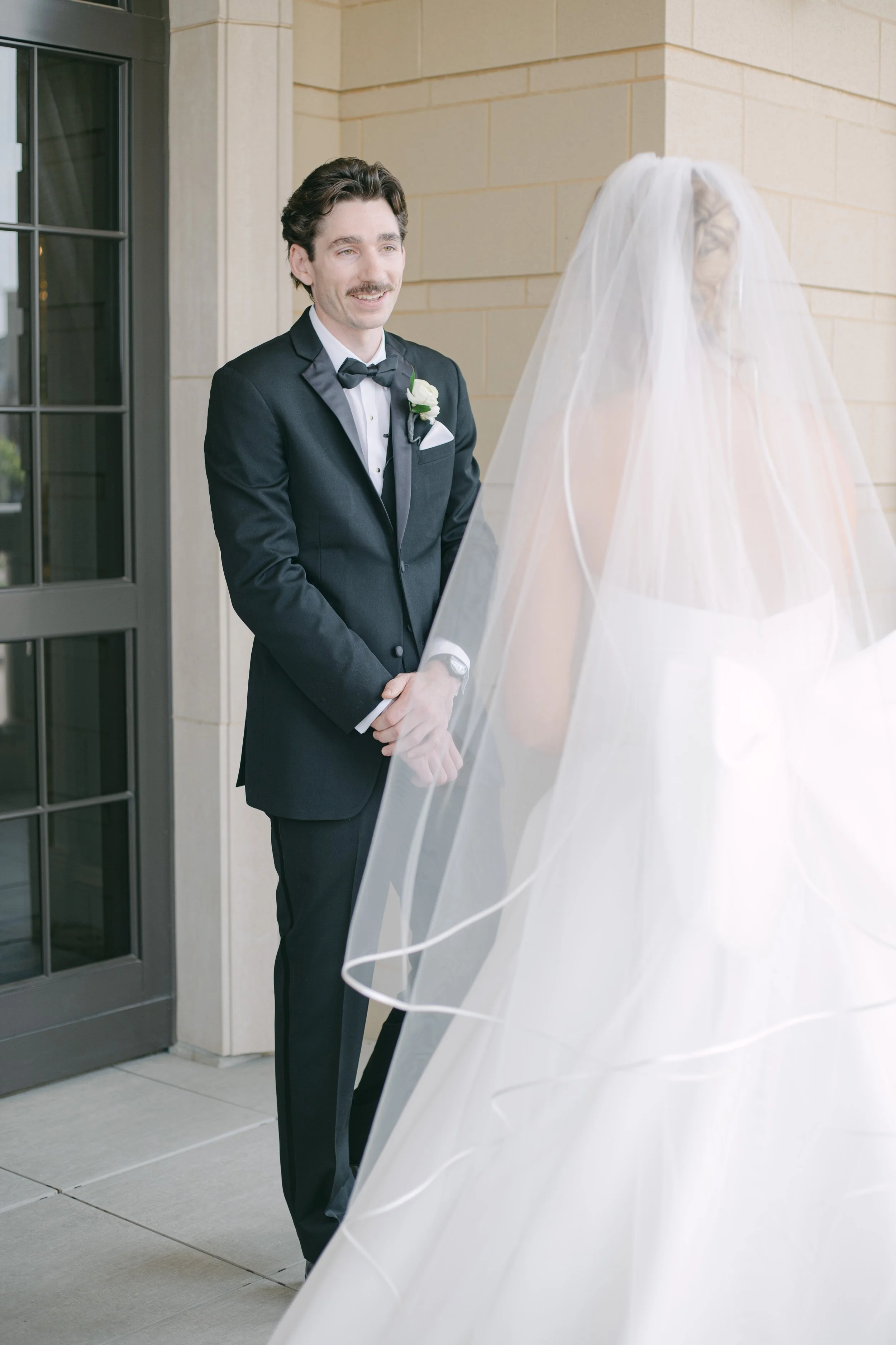Kristen Bowen Photography, Indianapolis Wedding Photographer, Hotel Carmichael Wedding, first look