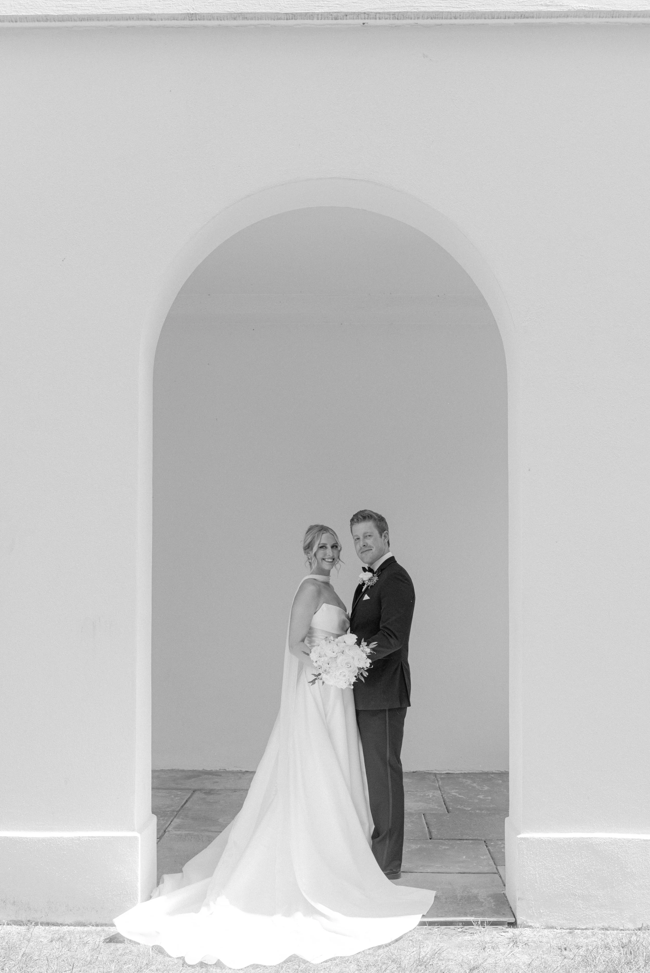 Kristen Bowen Photography, Indianapolis Wedding Photographer, Newfields Wedding, Bride and groom portraits