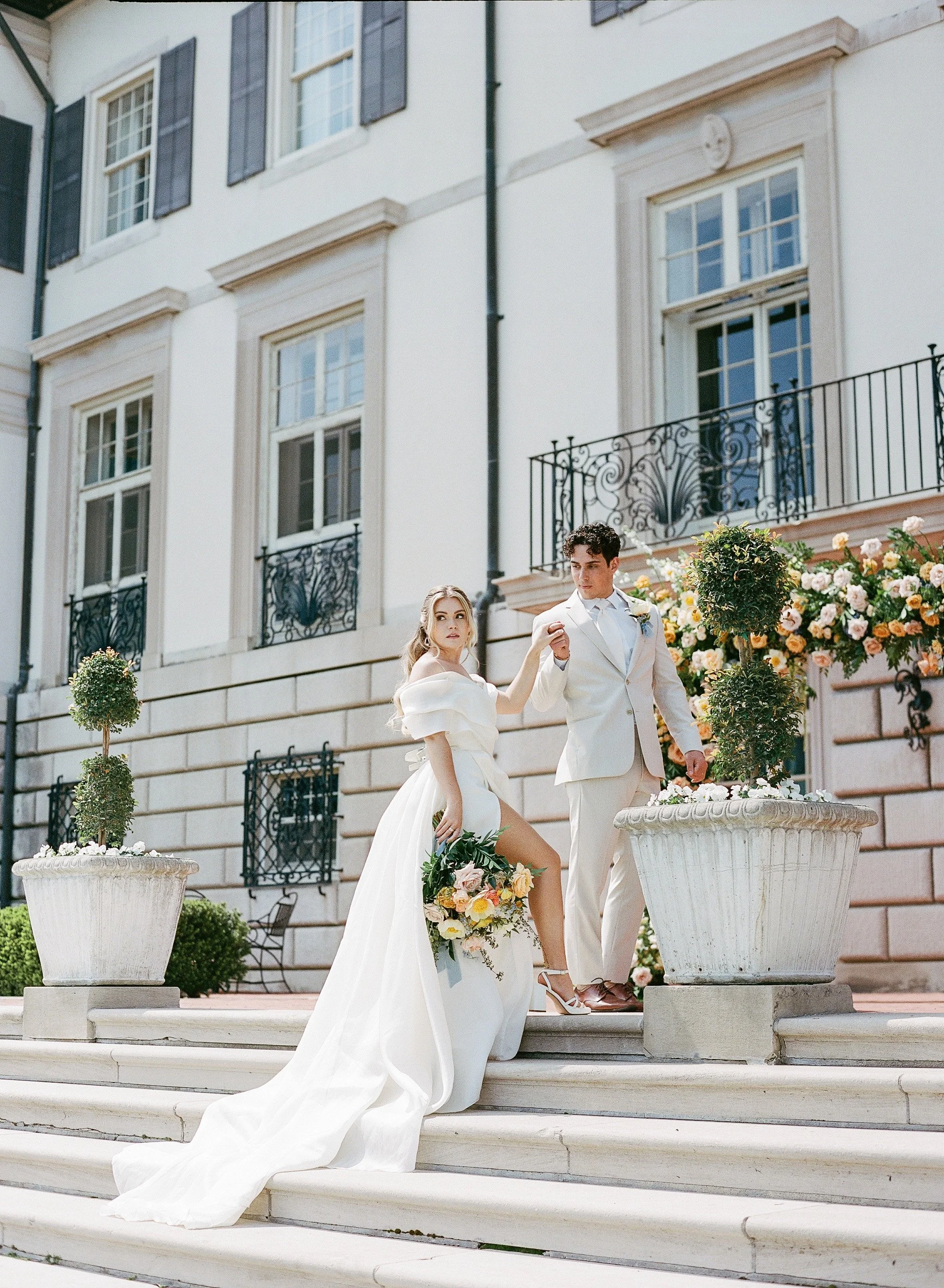 Kristen Bowen Photography, Detroit Wedding Photographer, Indianapolis Wedding Photographer, War Memorial Wedding