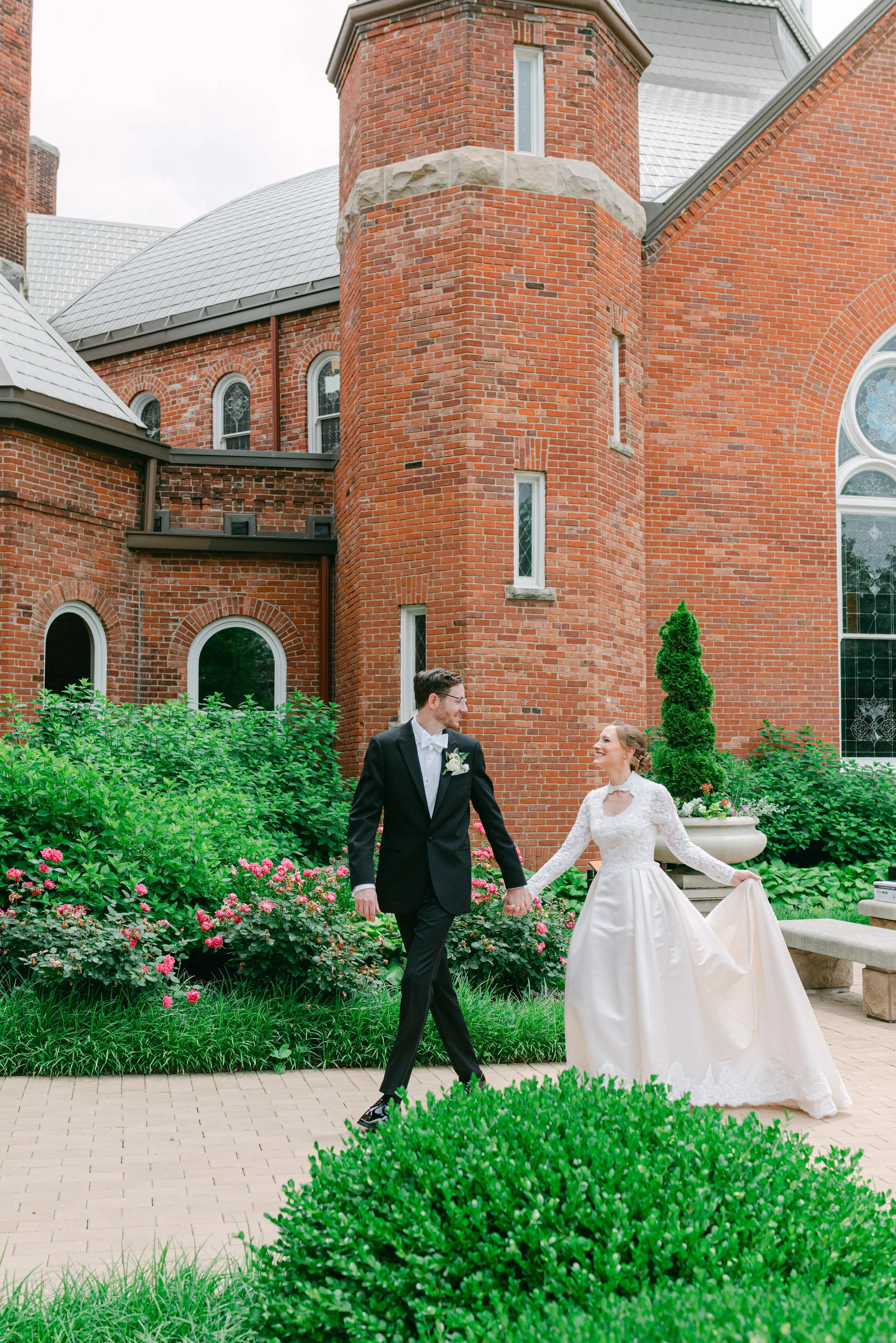 Kristen Bowen Photography, Indianapolis Wedding Photographer, Indiana Landmark Wedding