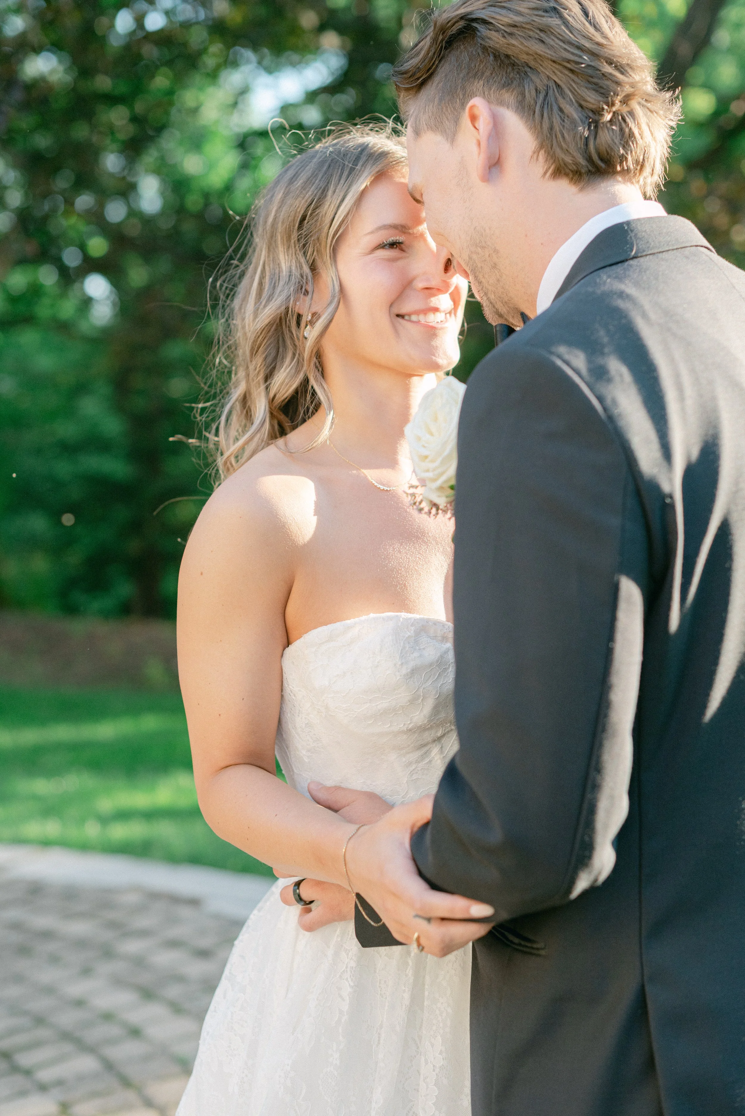 Kristen Bowen Photography, Indianapolis Wedding Photographer, Laurel Hall Wedding, Bride and Groom Portraits
