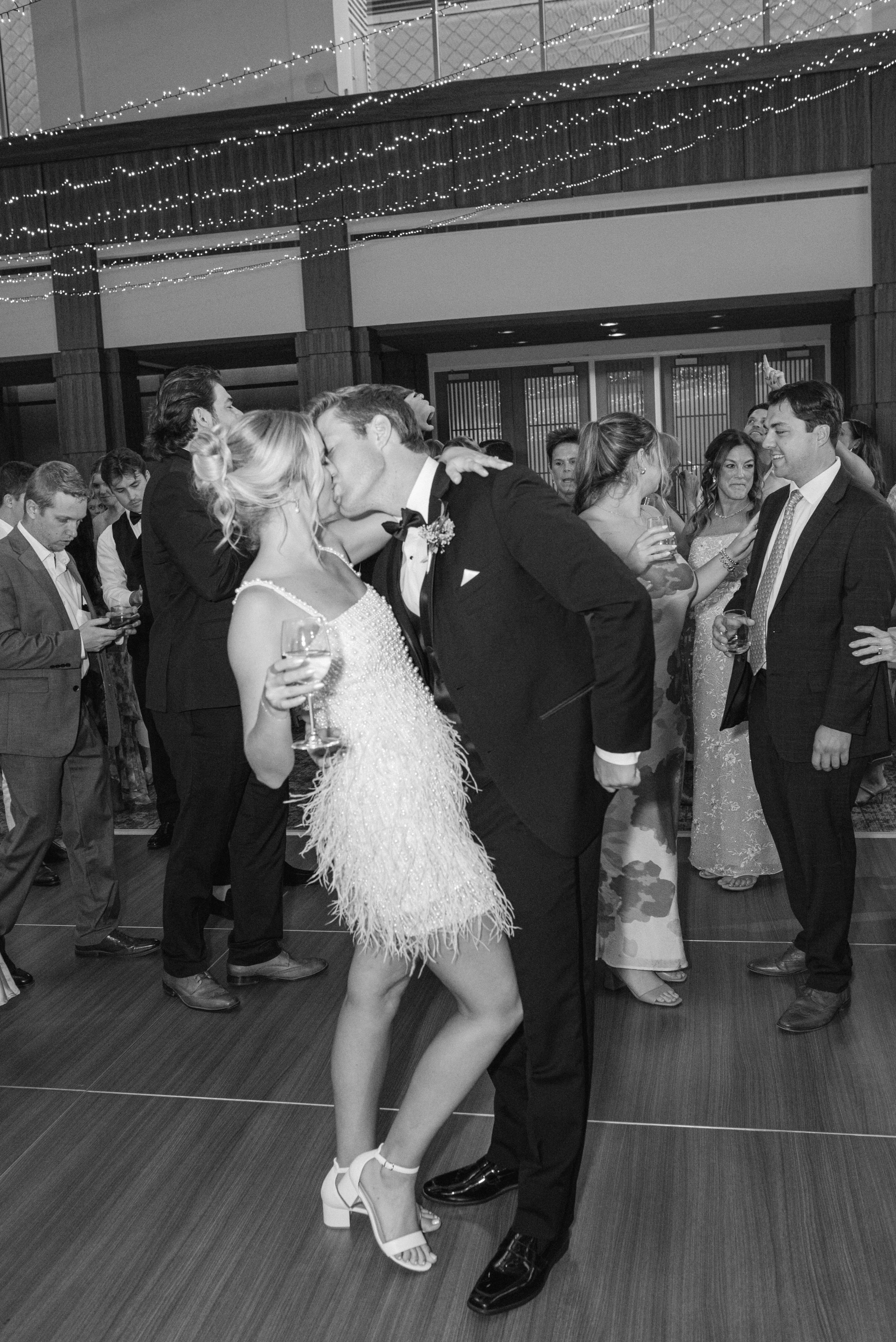 Kristen Bowen Photography, Indianapolis Wedding Photographer, Newfields Wedding, wedding reception