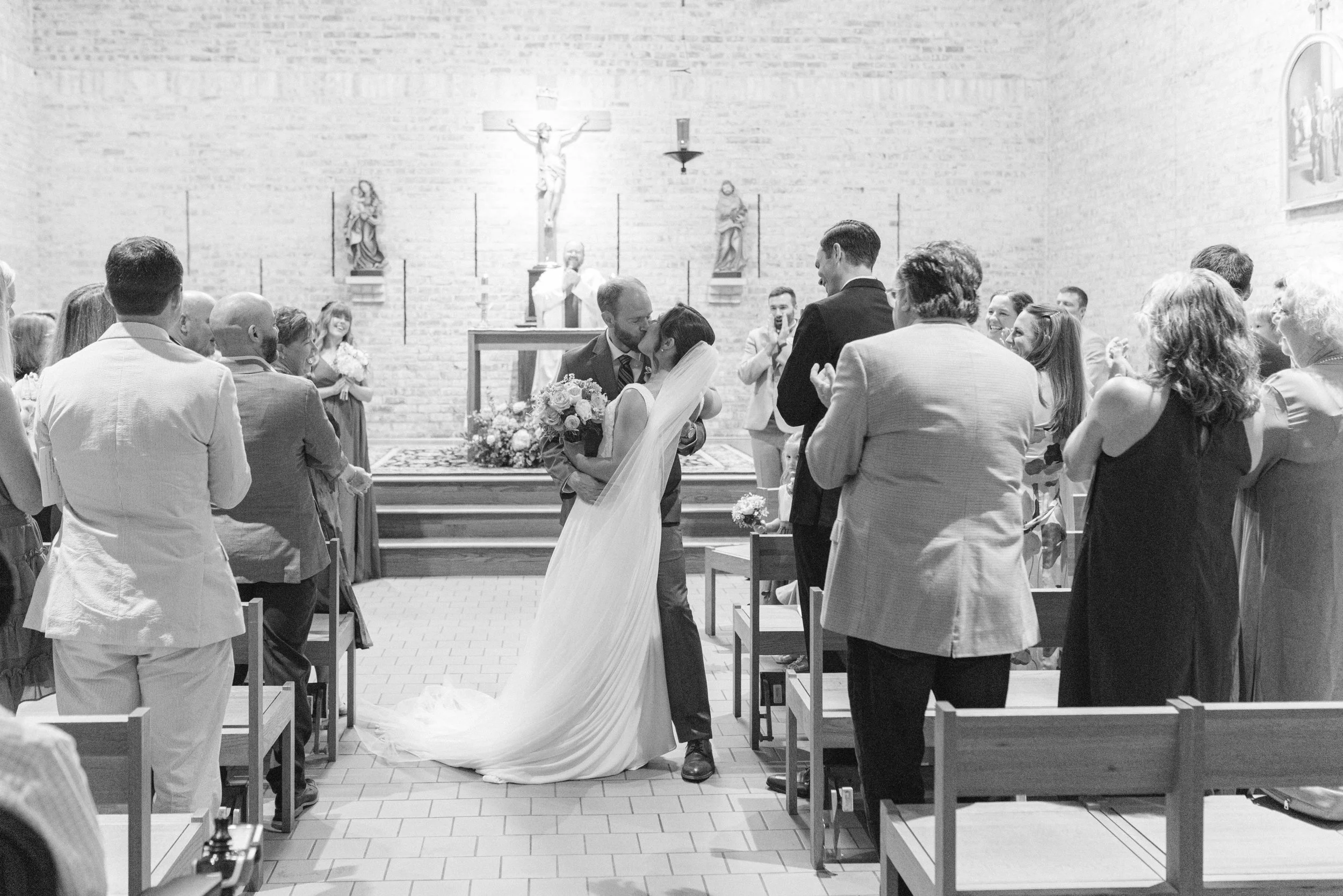 Kristen Bowen Photography, Indianapolis Wedding Photographer, Artisan Acres Wedding, Wedding ceremony