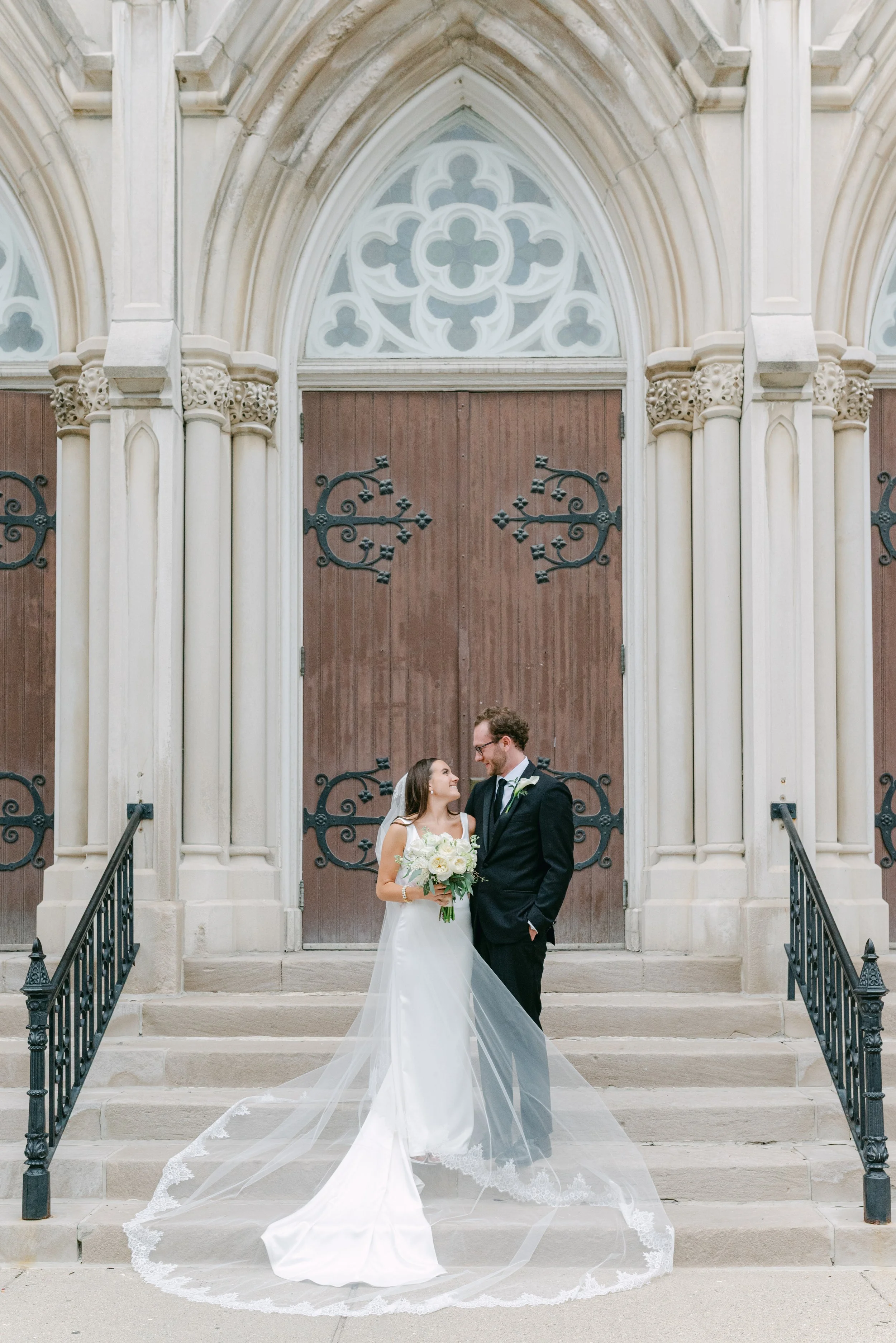 Kristen Bowen Photography, Indianapolis Wedding Photographer, Chatham Hills Wedding, Bride and Groom Portraits