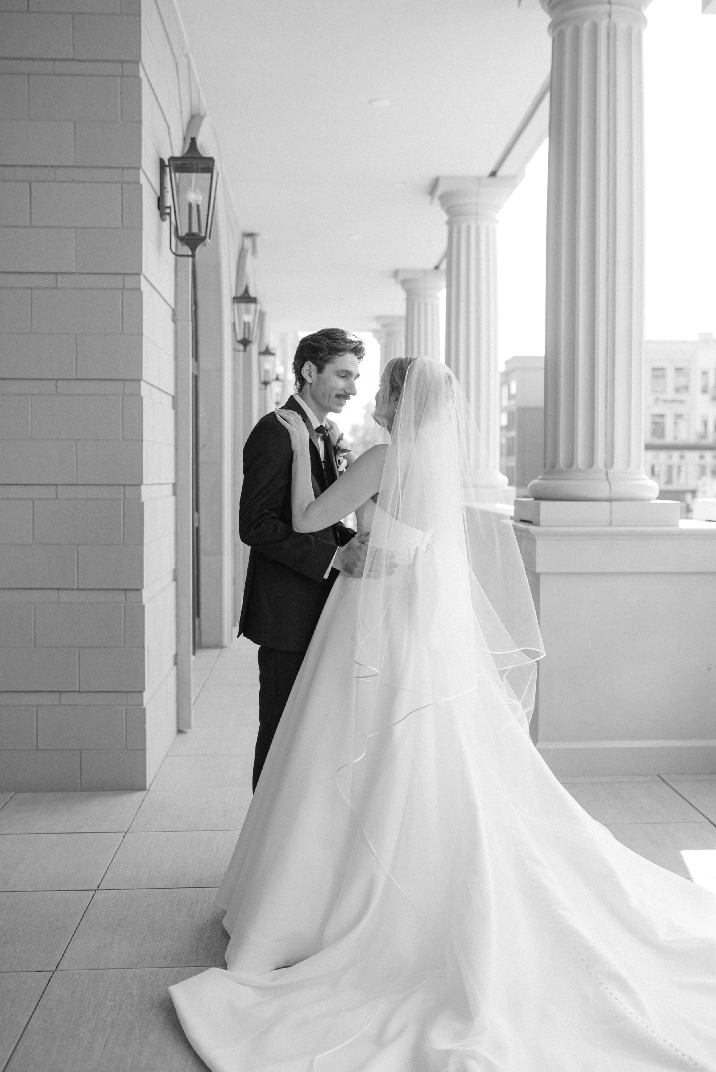 Kristen Bowen Photography, Indianapolis Wedding Photographer, Hotel Carmichael Wedding, First look