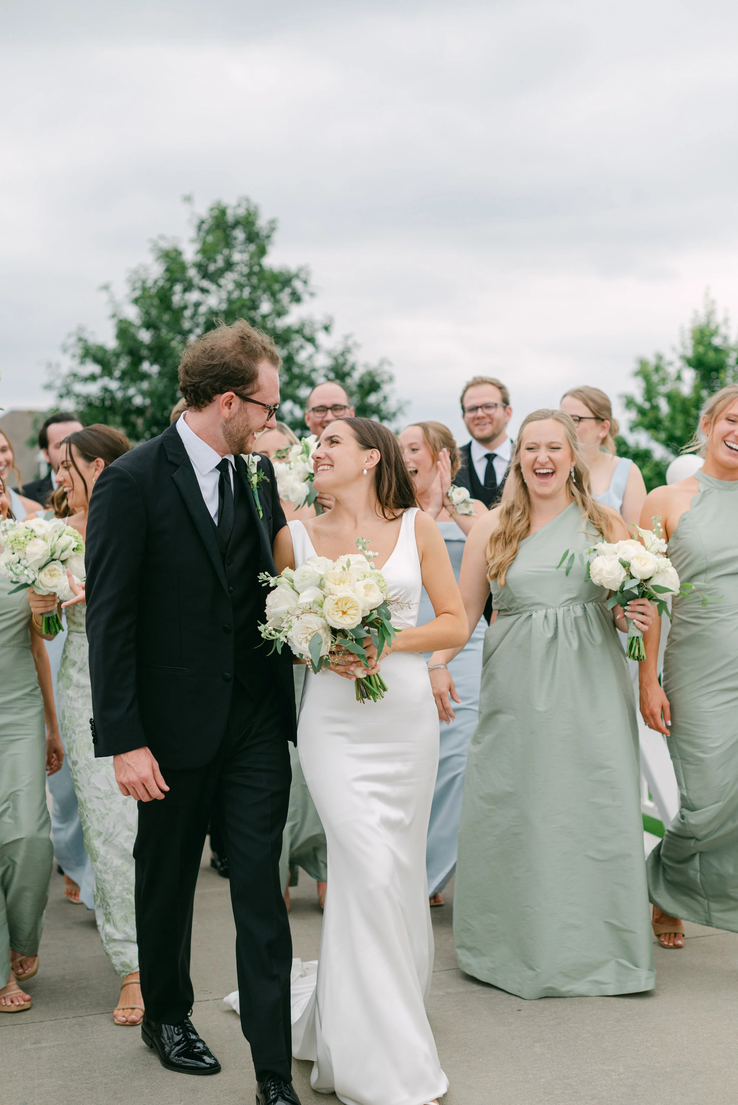 Kristen Bowen Photography, Indianapolis Wedding Photographer,  Chatham Hills Wedding, Bridal party portraits