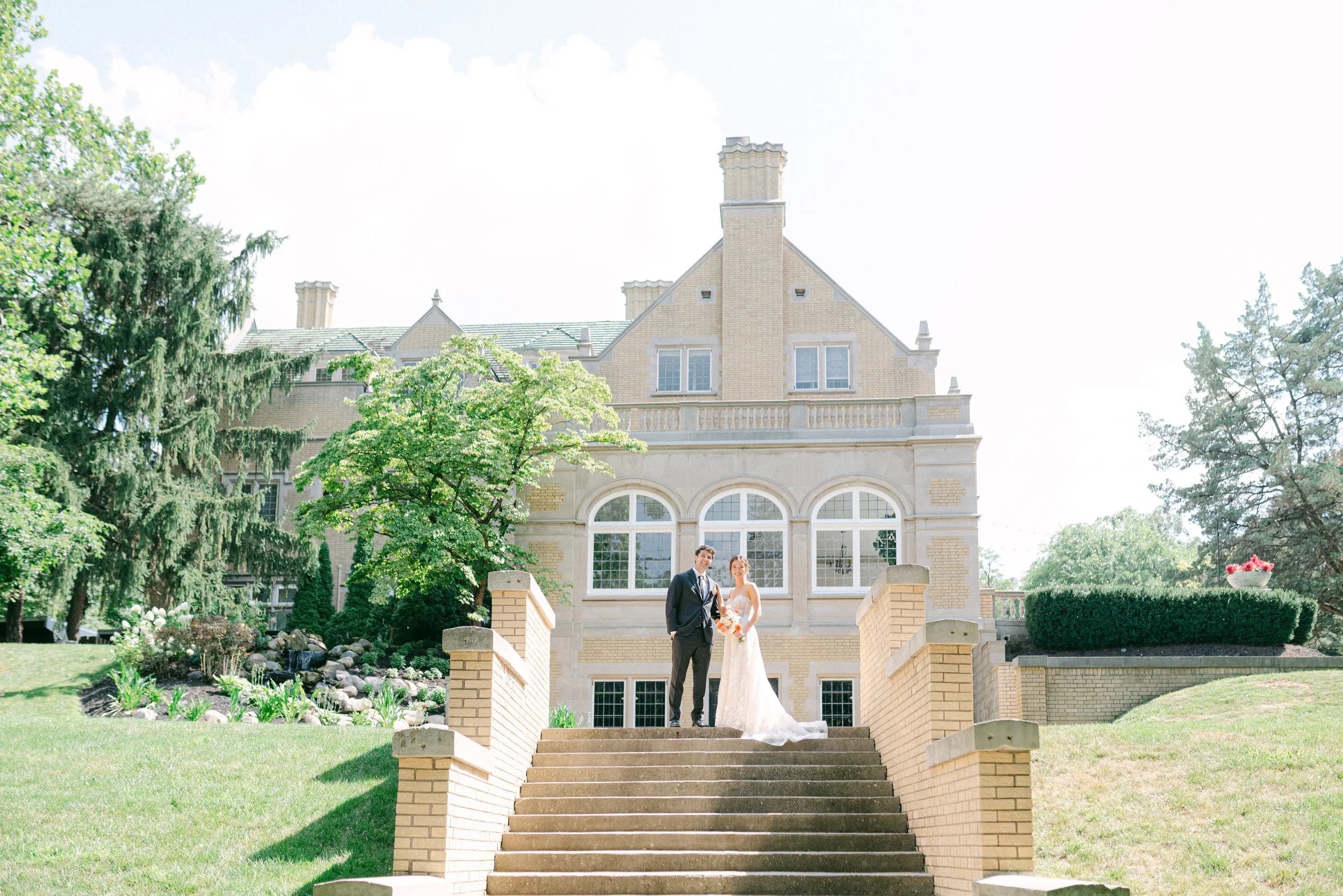 Kristen Bowen Photography, Indianapolis Wedding Photographer, Laurel Hall Wedding, Bride and groom portraits