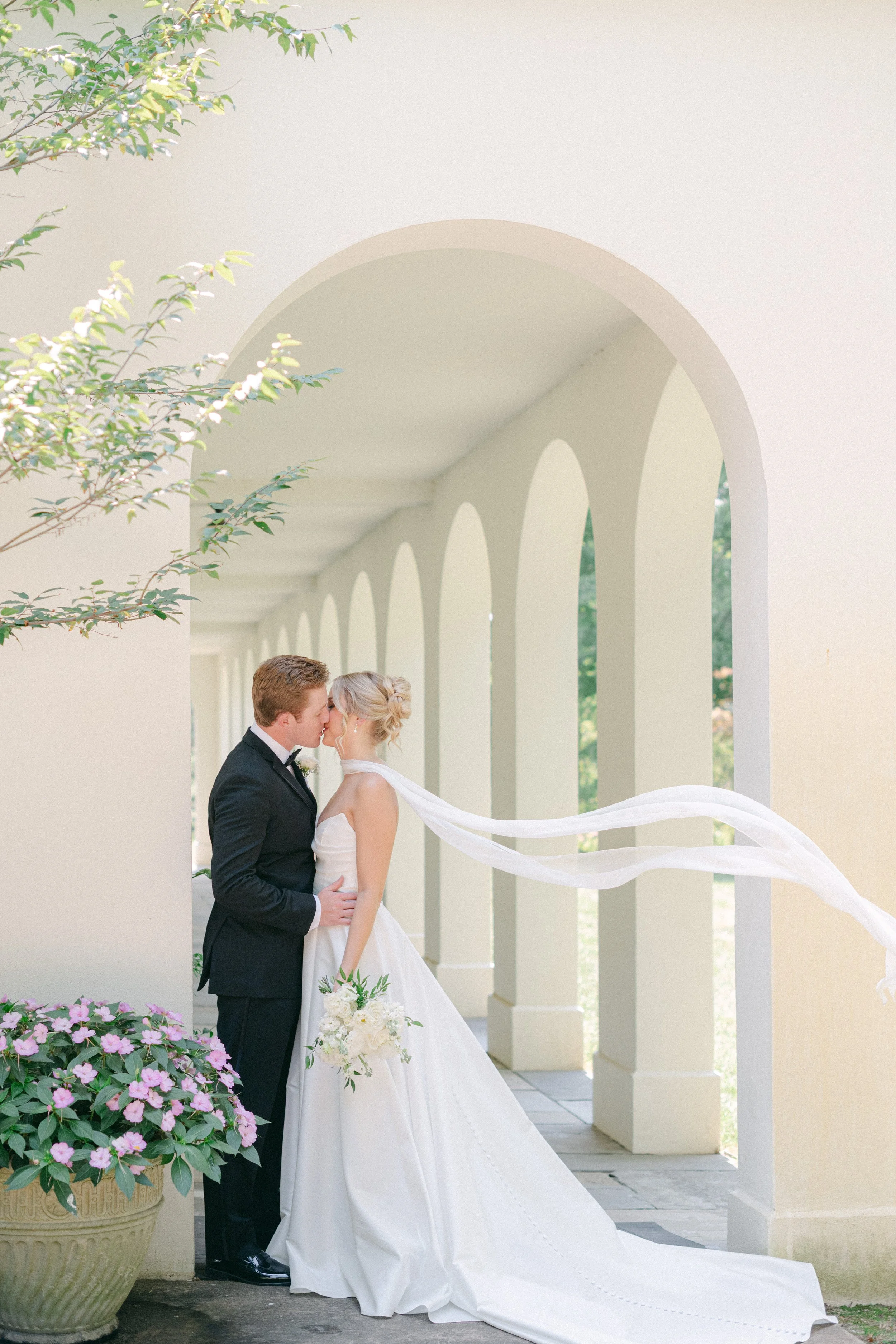 Kristen Bowen Photography, Indianapolis Wedding Photographer, Newfields Wedding, Bride and groom portraits