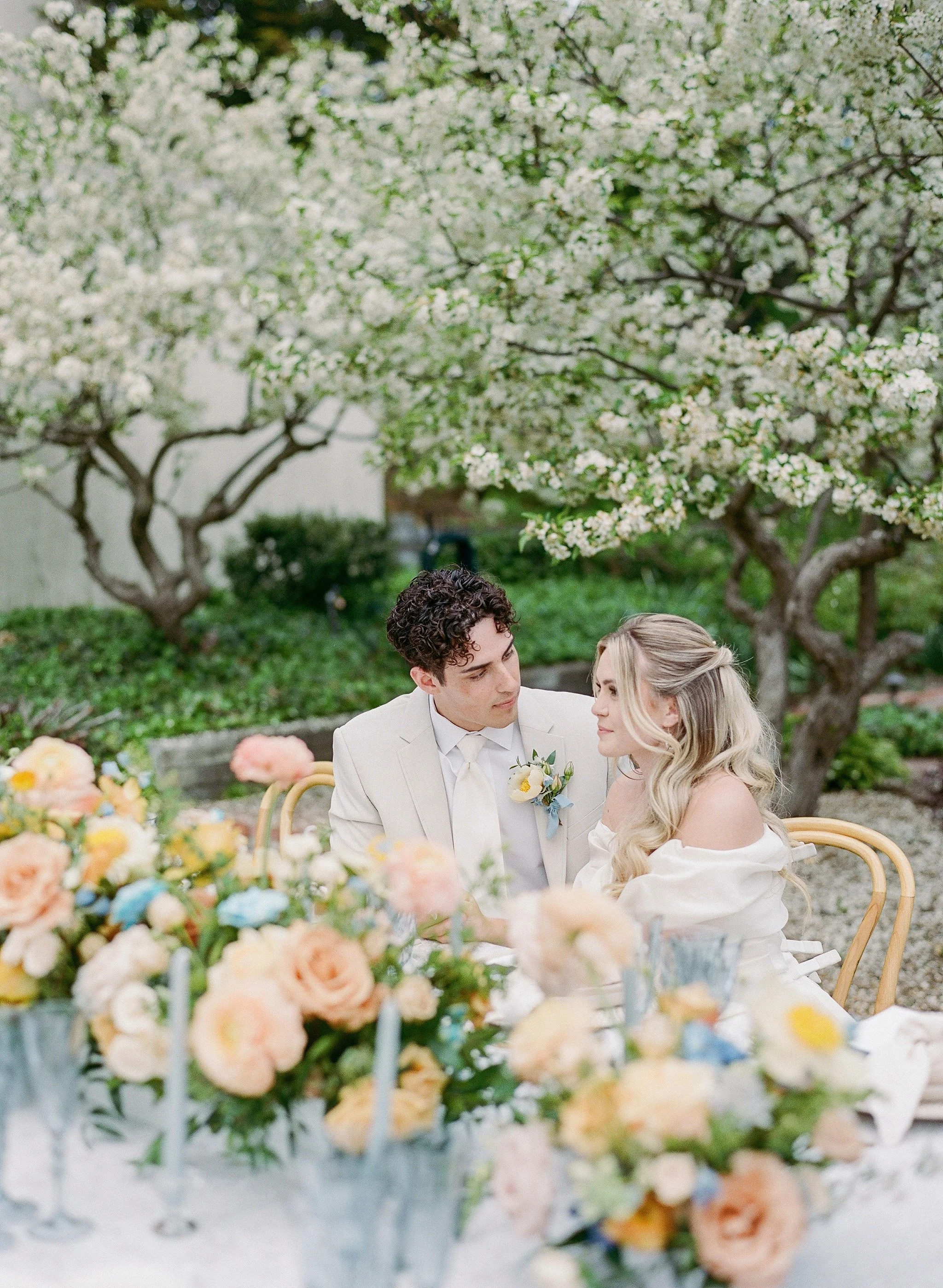 Kristen Bowen Photography, Detroit Wedding Photographer, Indianapolis Wedding Photographer, War Memorial Wedding