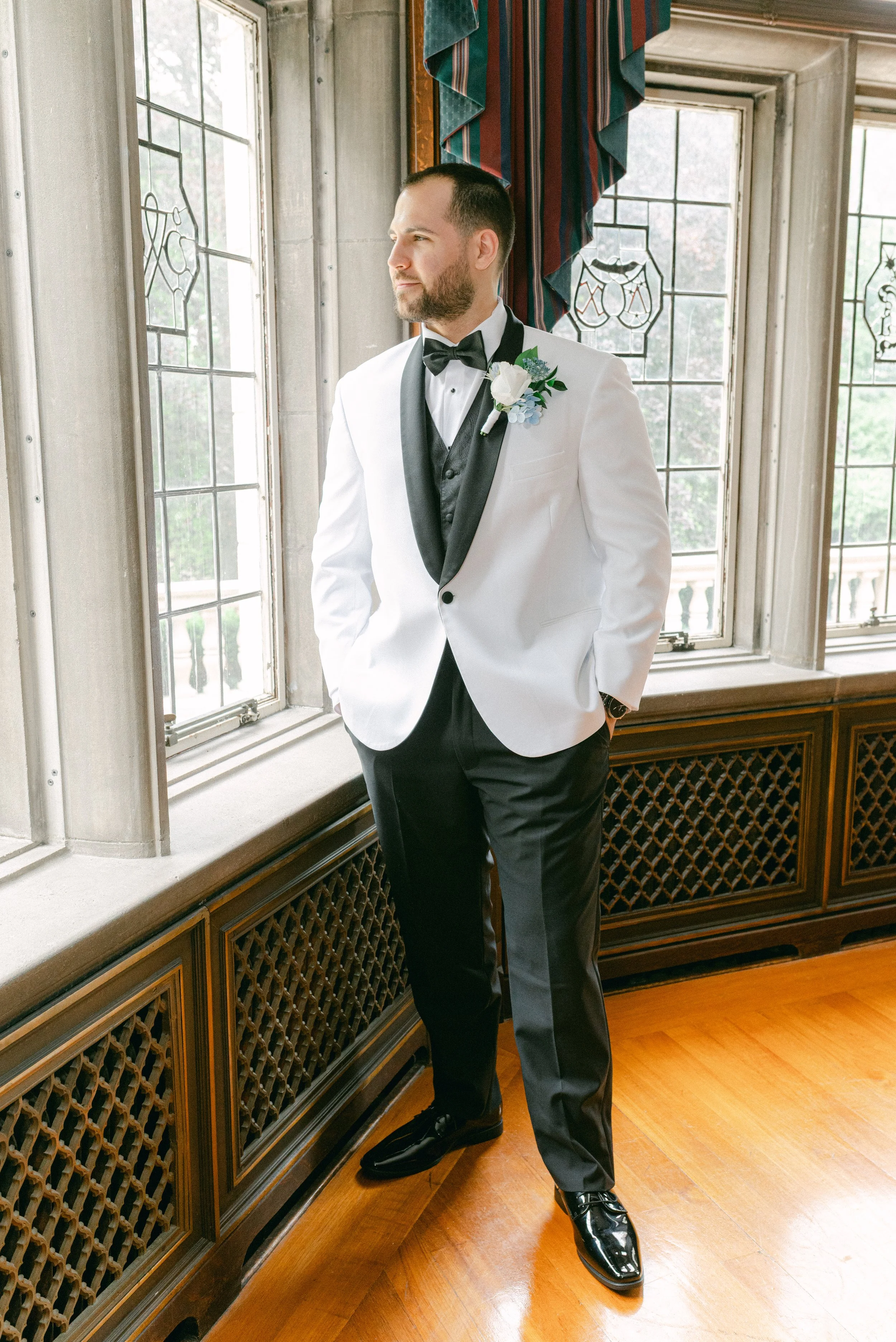 Kristen Bowen Photography, Indianapolis Wedding Photographer, Laurel Hall Wedding, Groom portraits