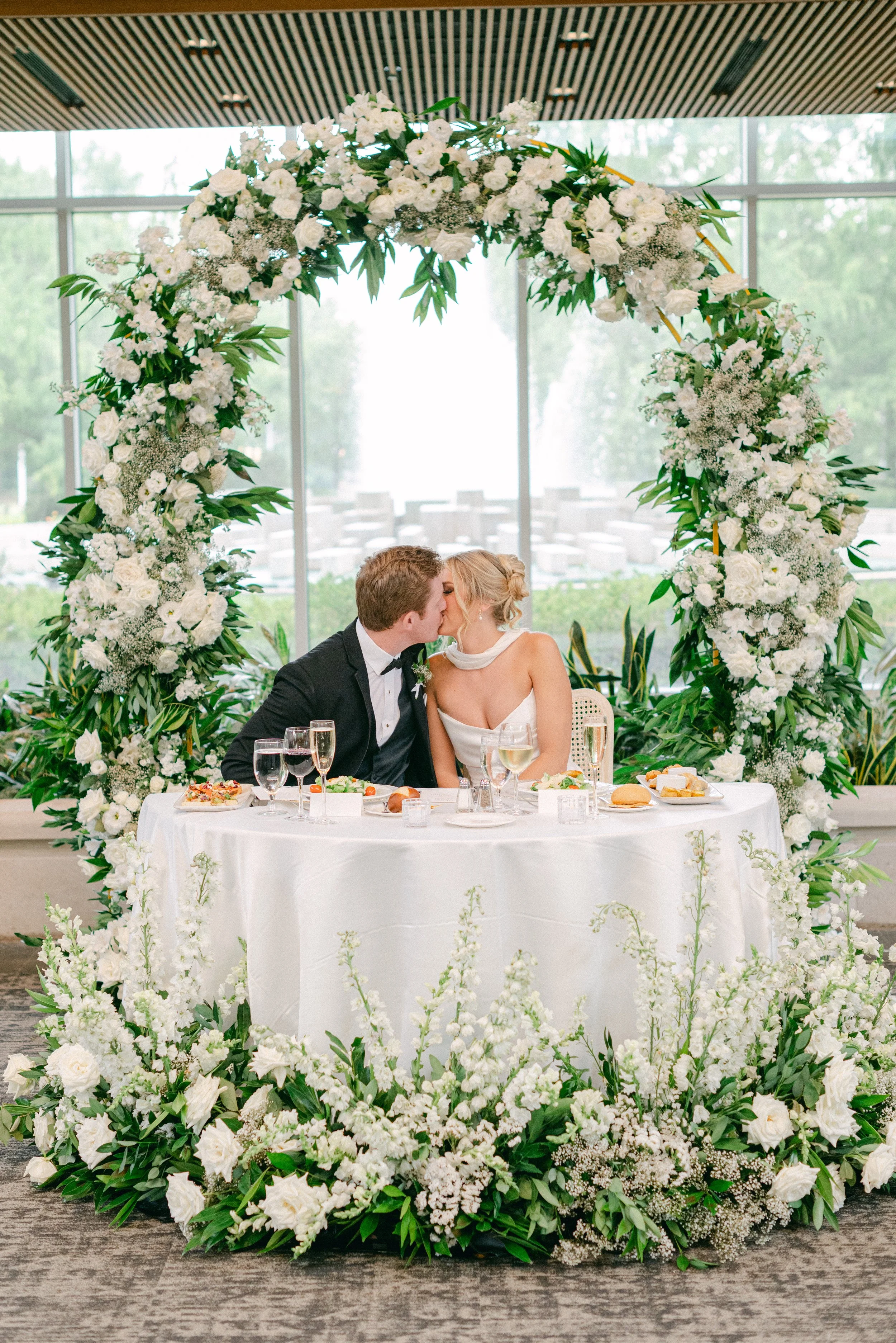 Kristen Bowen Photography, Indianapolis Wedding Photographer, Newfields Wedding, wedding reception