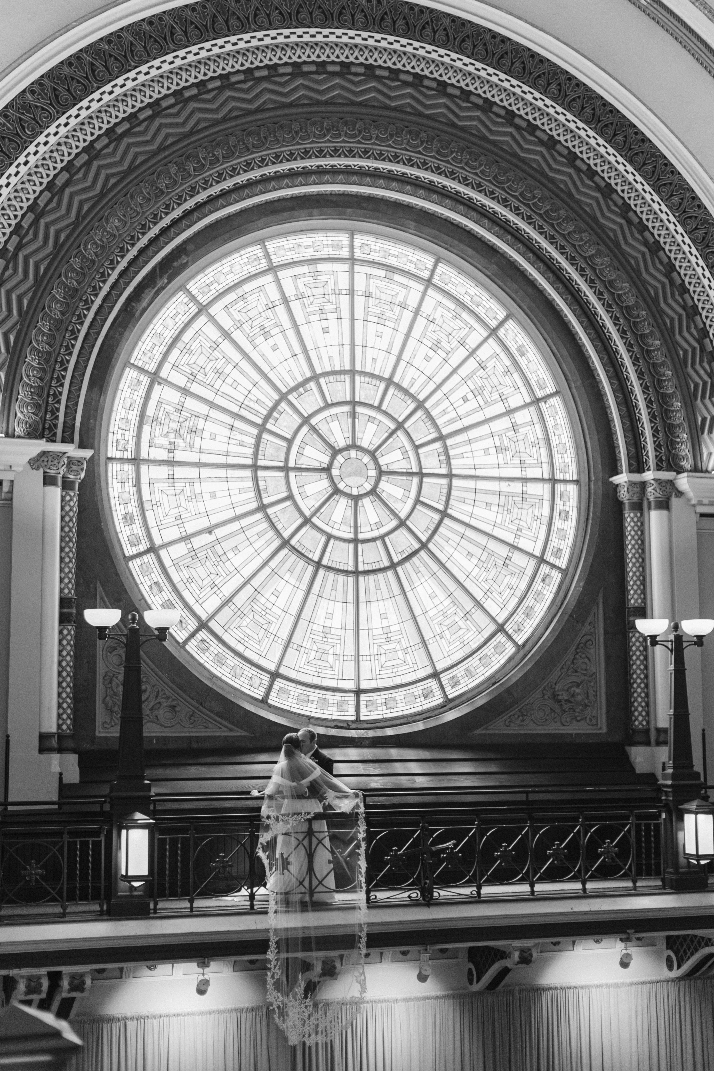 Kristen Bowen Photography, Indianapolis Wedding Photographer, Union Station Wedding, Couples portraits