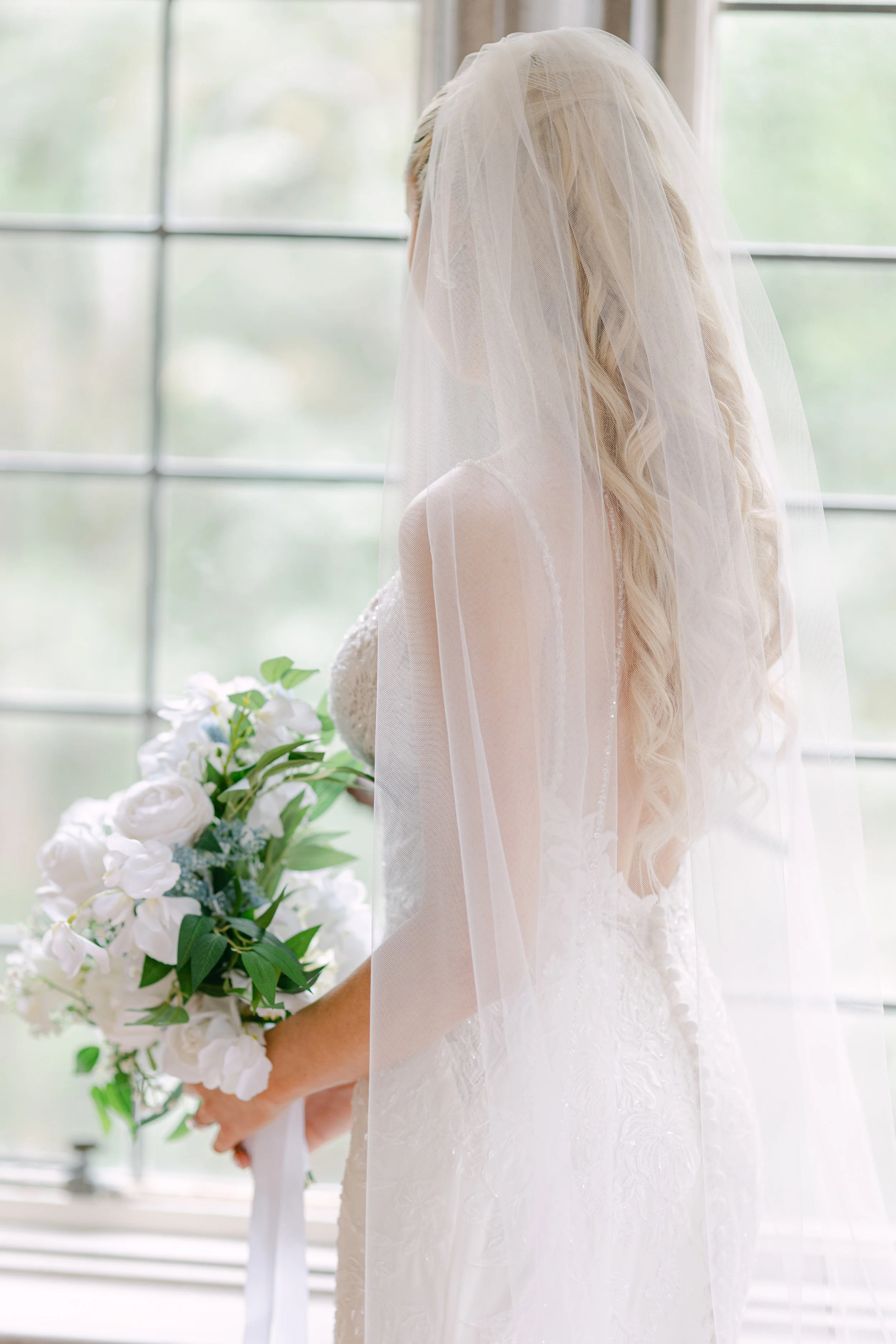 Kristen Bowen Photography, Indianapolis Wedding Photographer, Laurel Hall Wedding, Bridal portraits