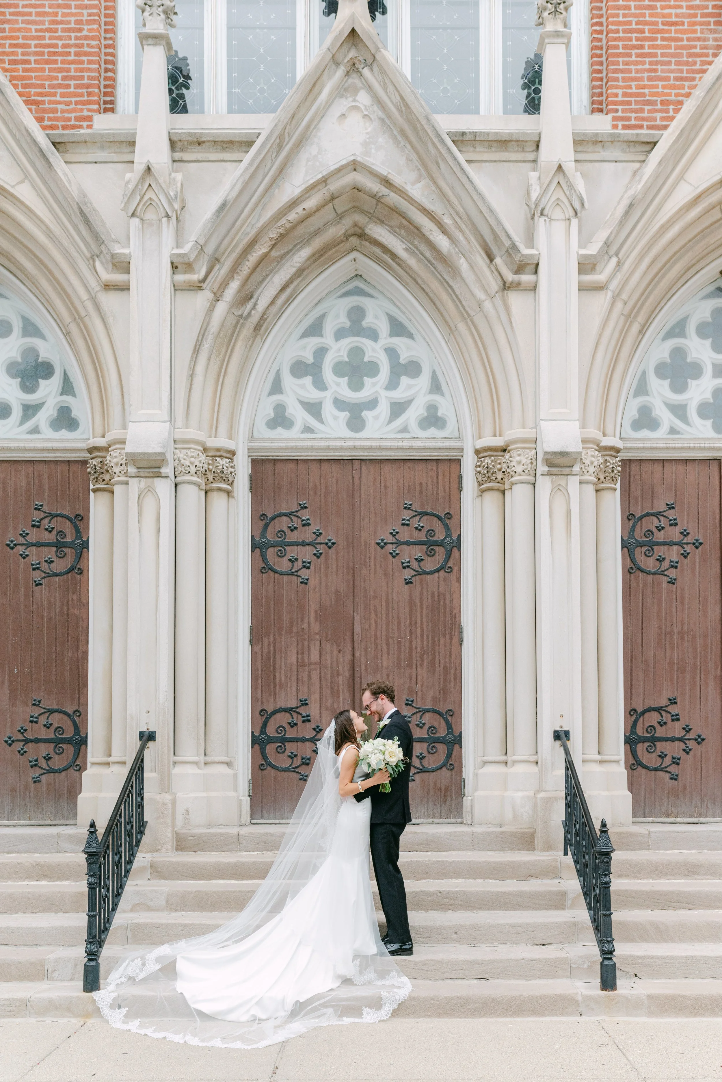 Kristen Bowen Photography, Indianapolis Wedding Photographer,  Chatham Hills Wedding, Bride and Groom Portraits