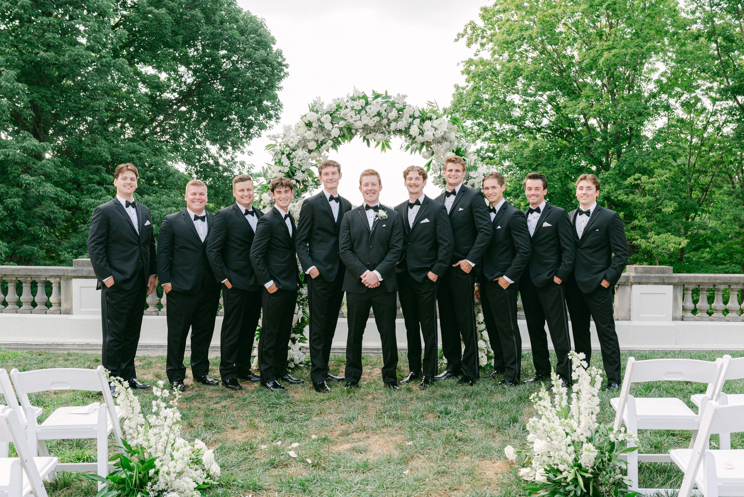 Kristen Bowen Photography, Indianapolis Wedding Photographer, Newfields Wedding, bridal party portraits