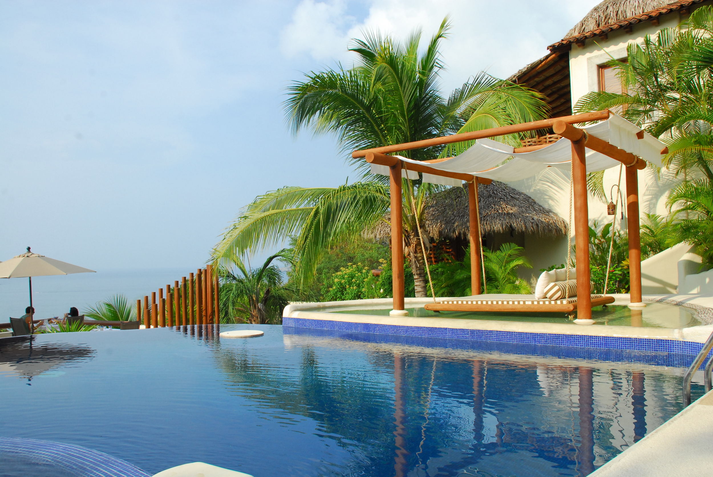 cinco-sentidos-hotel-zihuatanejo-mexico-properties-homes-for-sale-main-pool-area.jpg