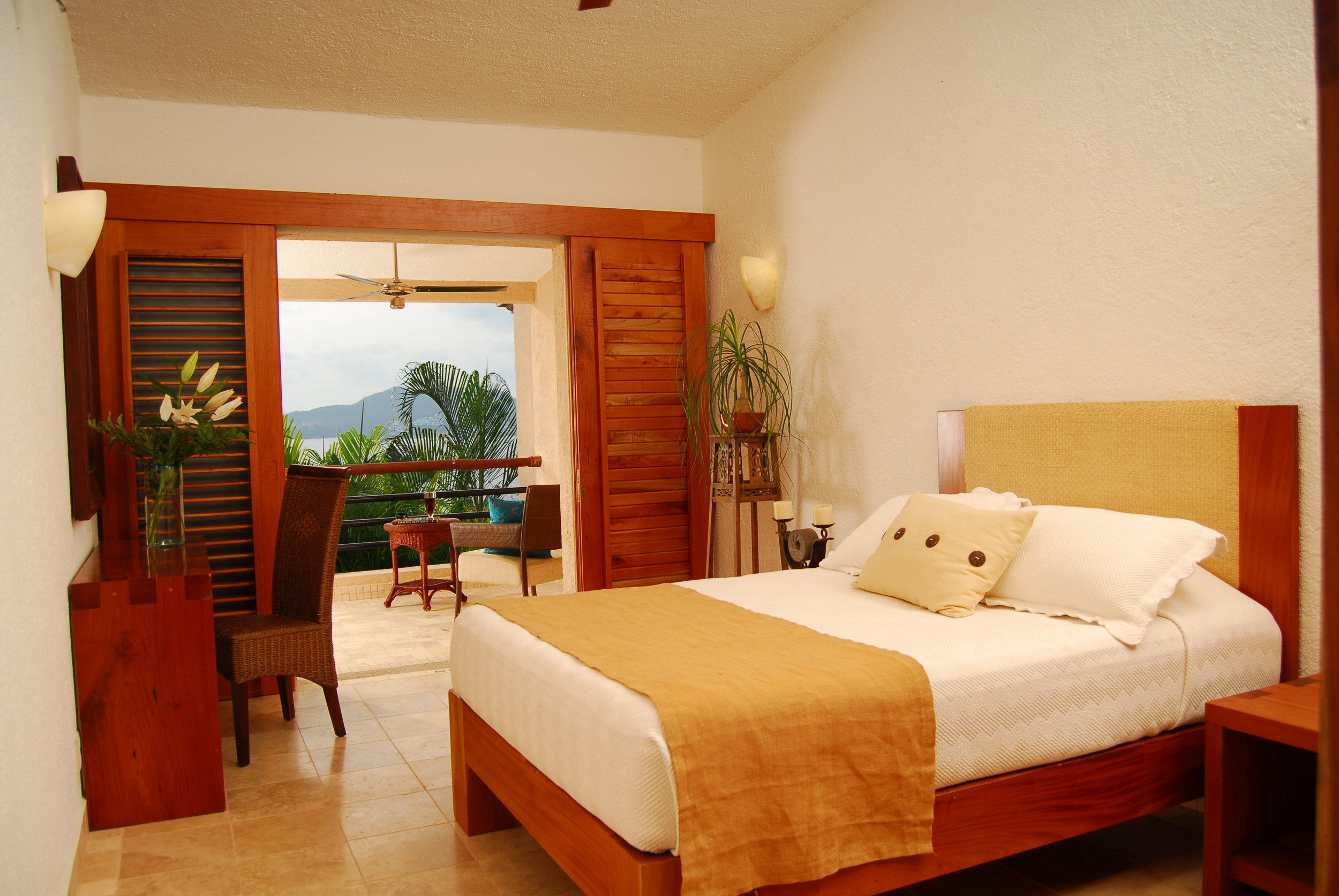 naivi-casa-4-ixtapa-zihuatanejo-mexico-for-sale-tara-medina-real-estate-bedroom-with-view.jpg