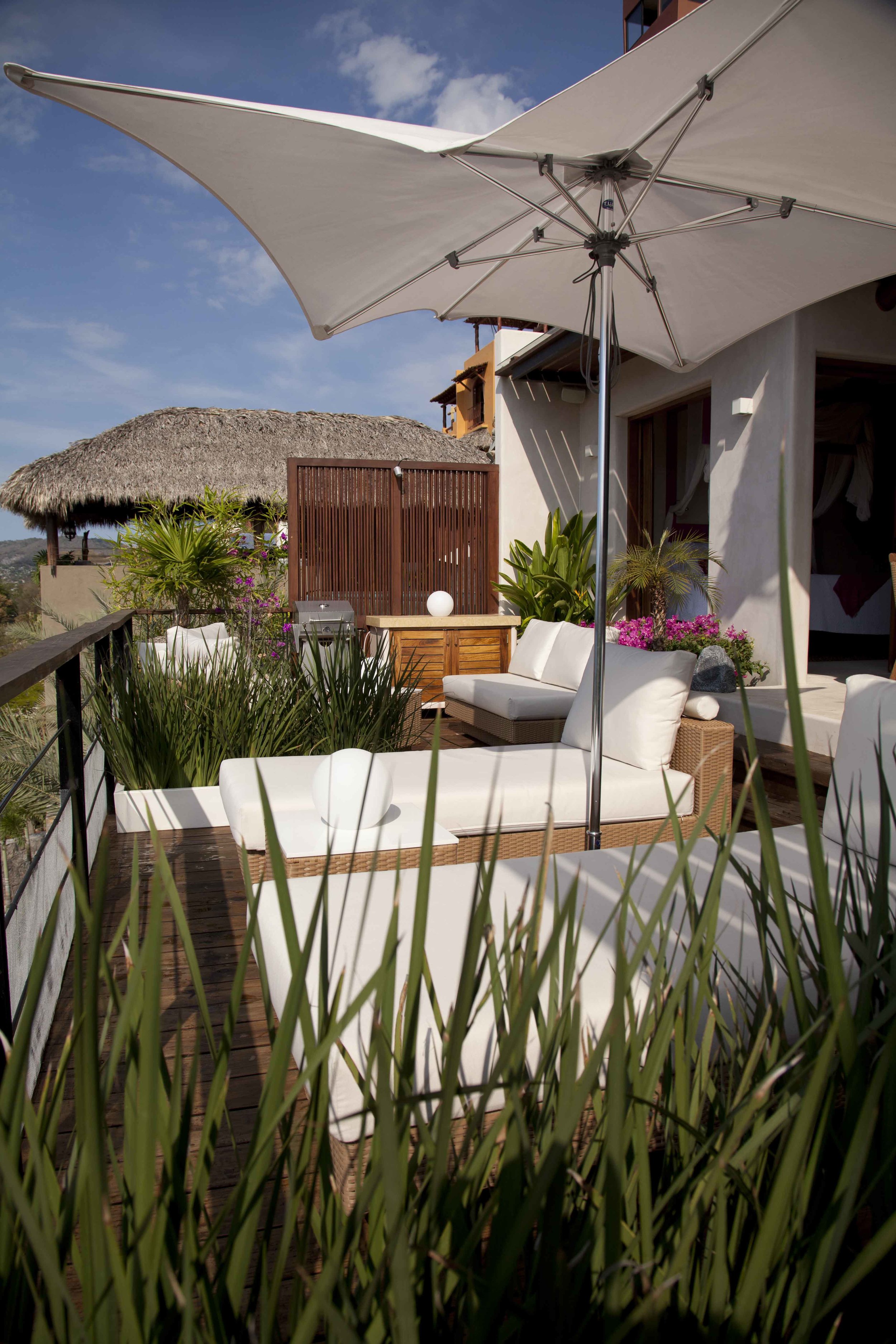 ensueno-casa-1-properties-condos-for-rent-sale-tara-medina-real-estate-zihuatanejo-mexico-ixtapa-full-ocean-view-deck-porch-view.jpg