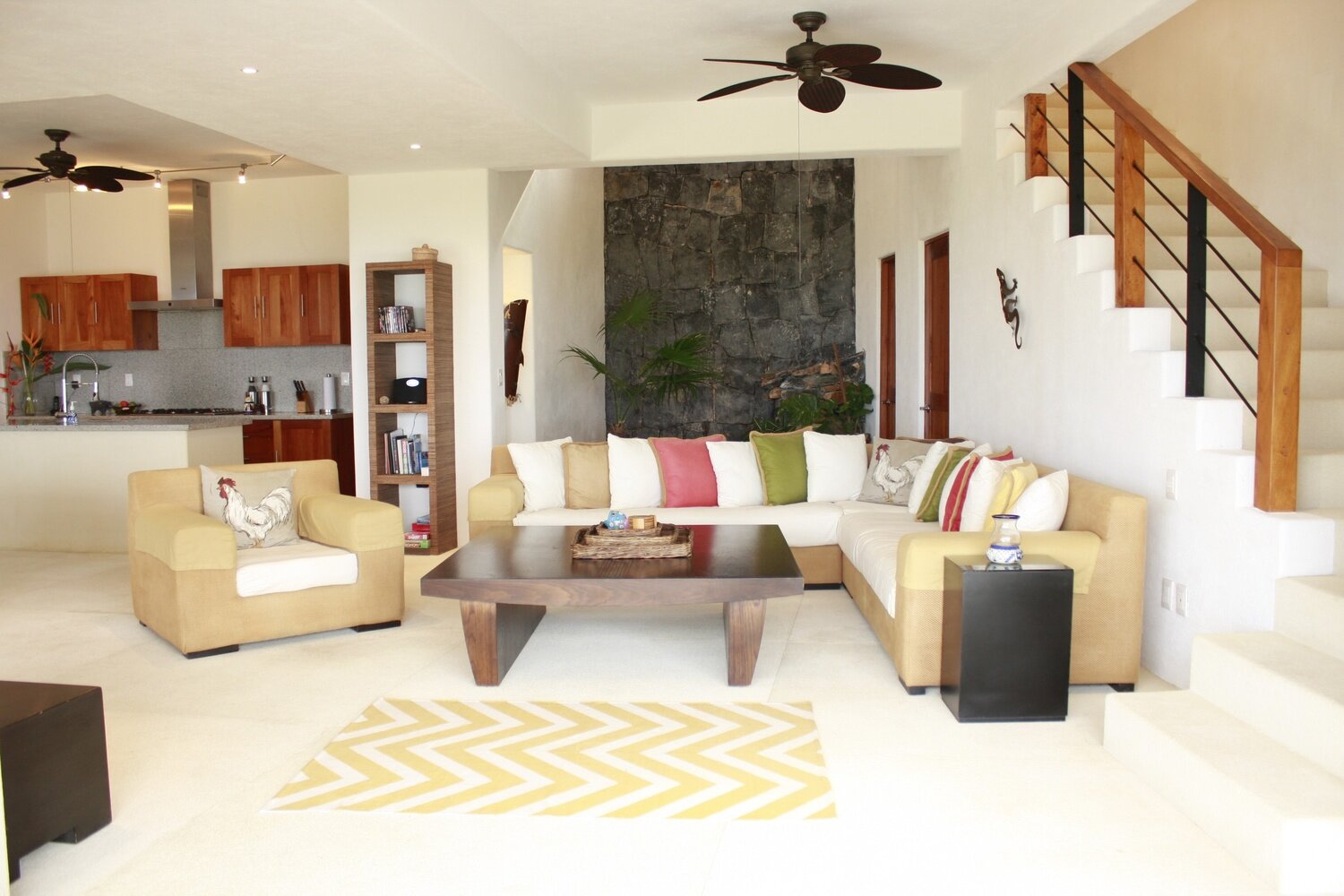 casa-cascada-zihuatanejo-living-room.jpg