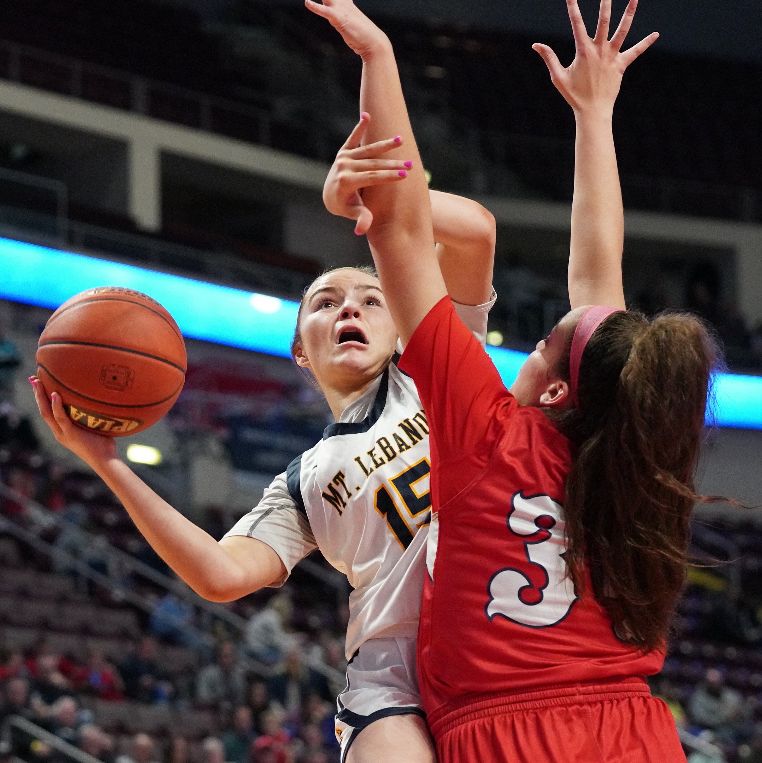  Mt. Lebanon’s Ashleigh Connor tries to get the ball around Plymouth-Whitemarsh’s Jordyn Thomas in the PIAA class 6A girls basketball championship on Saturday, March 26, 2022, at Giant Center in Hershey, Pa. Mt. Lebanon lost 60-40. (Emily Matthews/Po