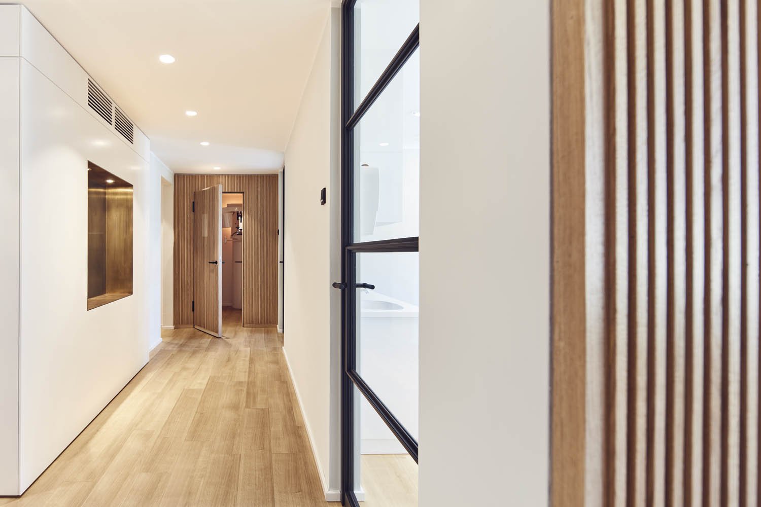 Zahnarztpraxis Innenraum München Architektur