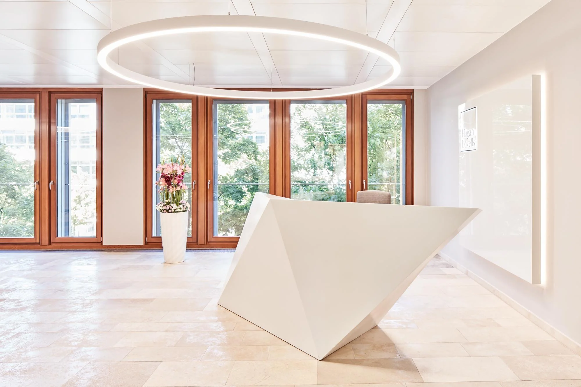 Innenraumgestaltung Anwaltskanzlei München Architektur