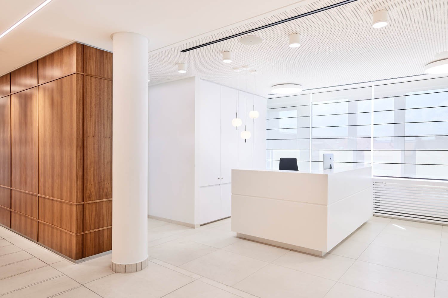 Empfangsbereich Health Center Architektur