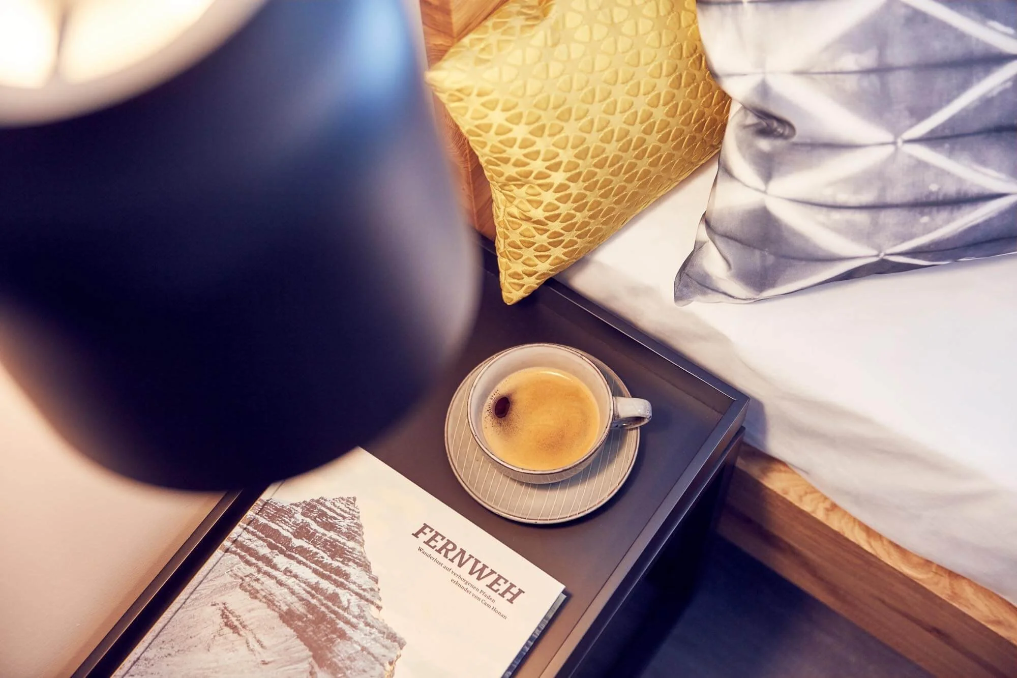 Architekturfotograf München – Hotelapartment im TIMEHOUSE mit klarer Raumstruktur