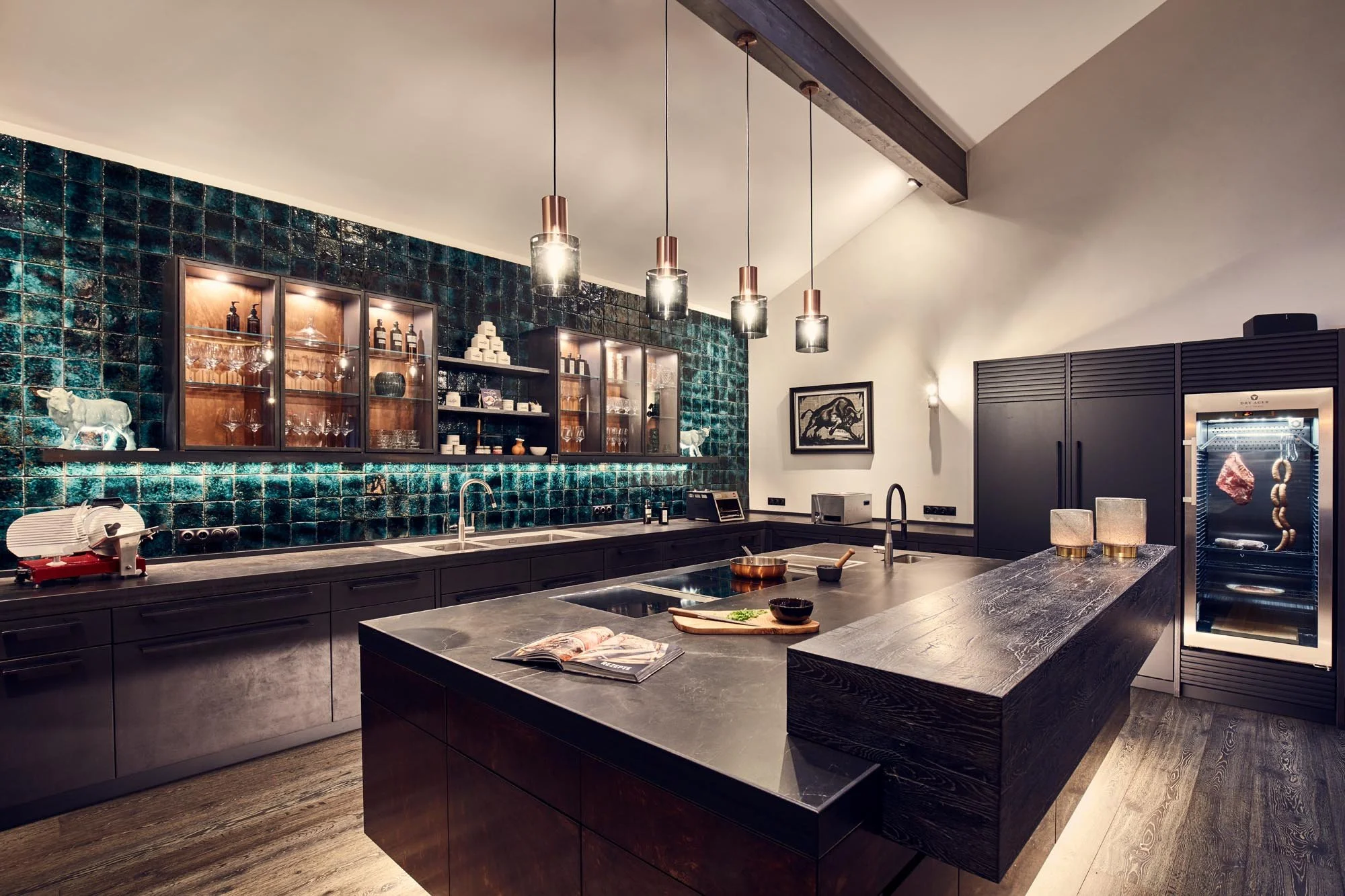 Innenarchitektur Showküche moderne Linienführung